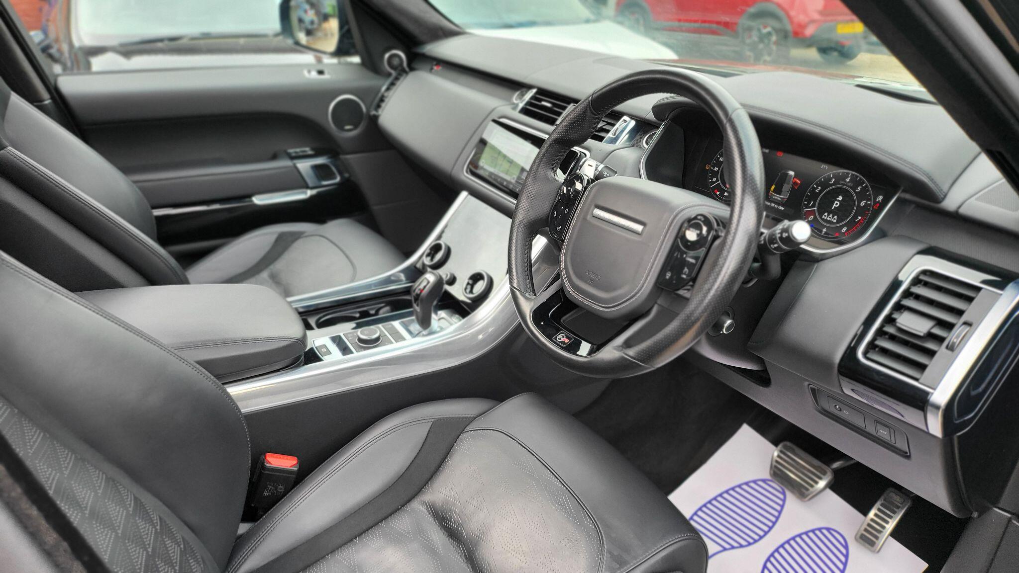 Land Rover Range Rover Sport view 14