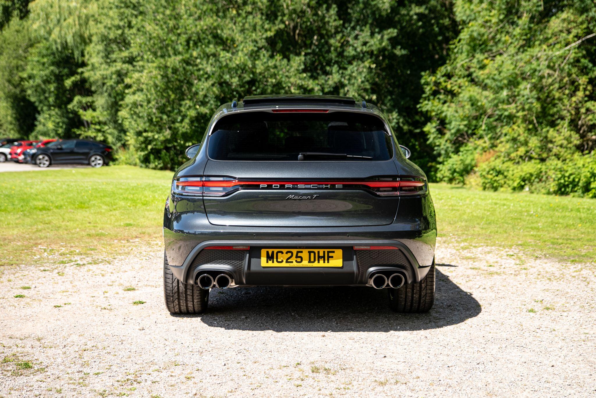 Porsche Macan view 57