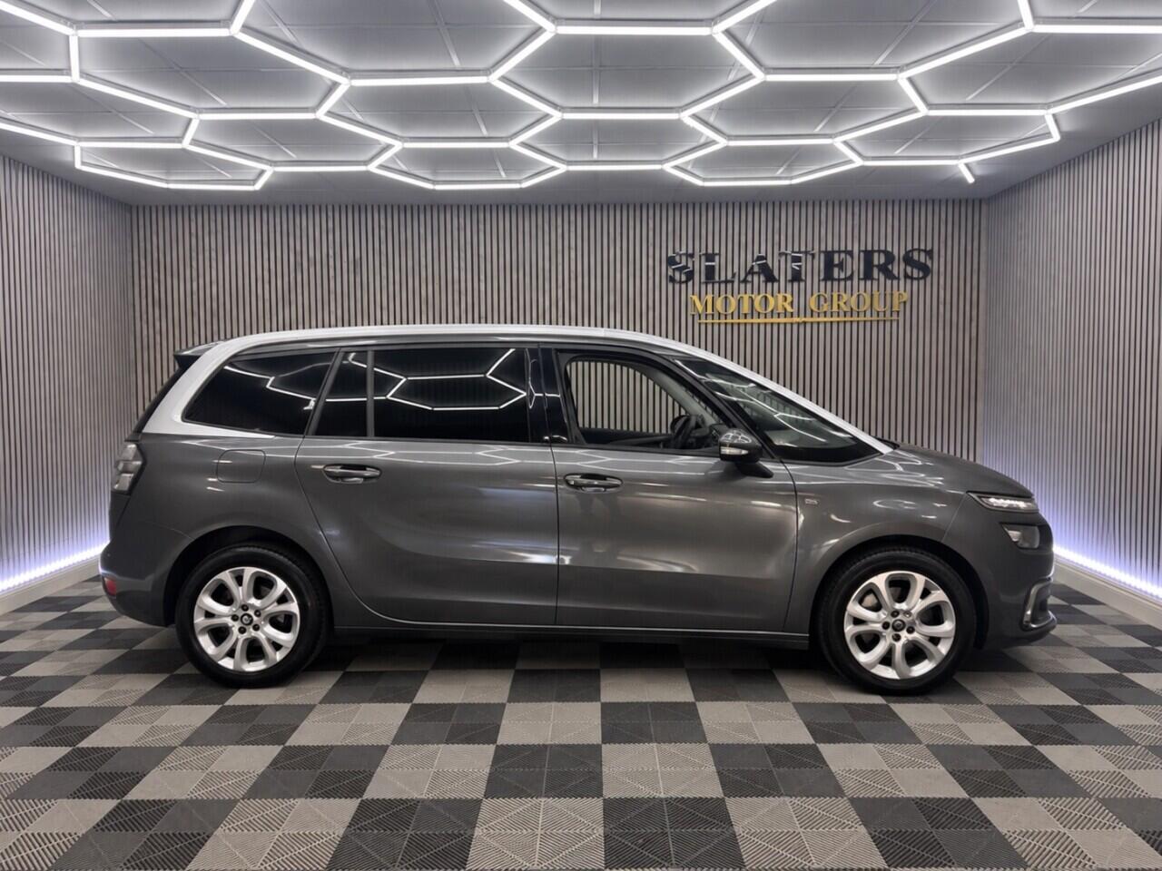 Citroen Grand C4 Spacetourer view 35