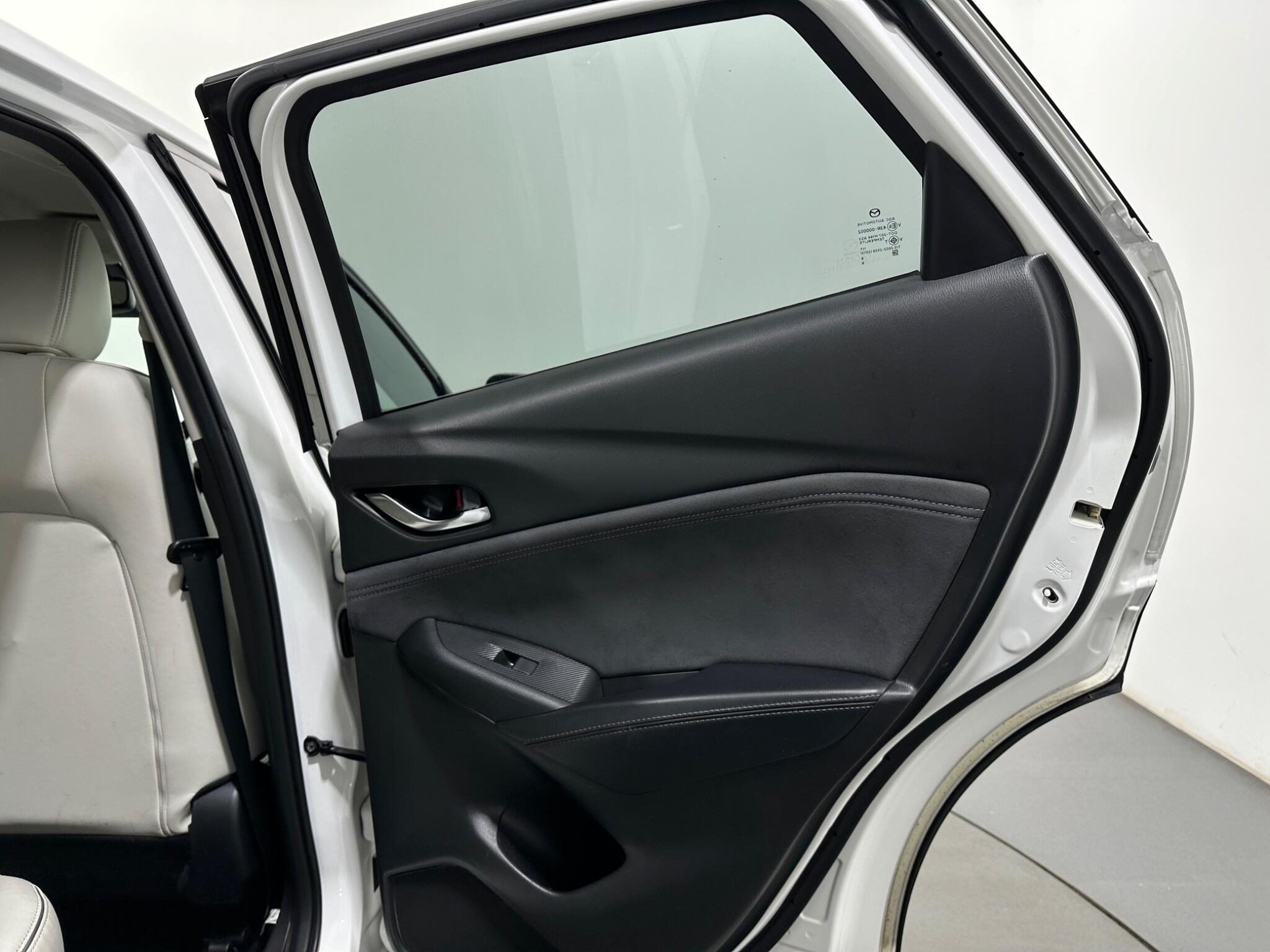 Mazda CX-3 view 40