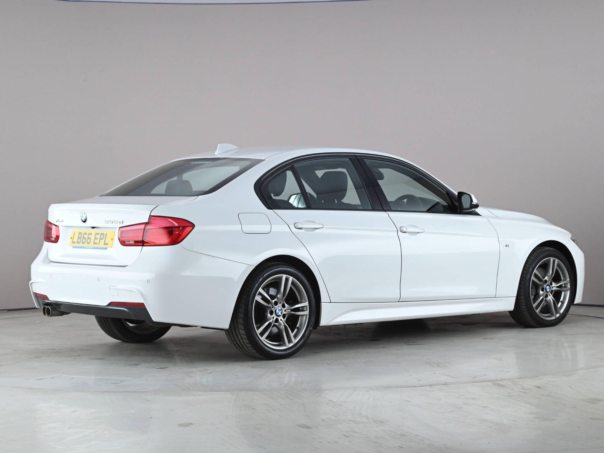 BMW 3 Series view 3