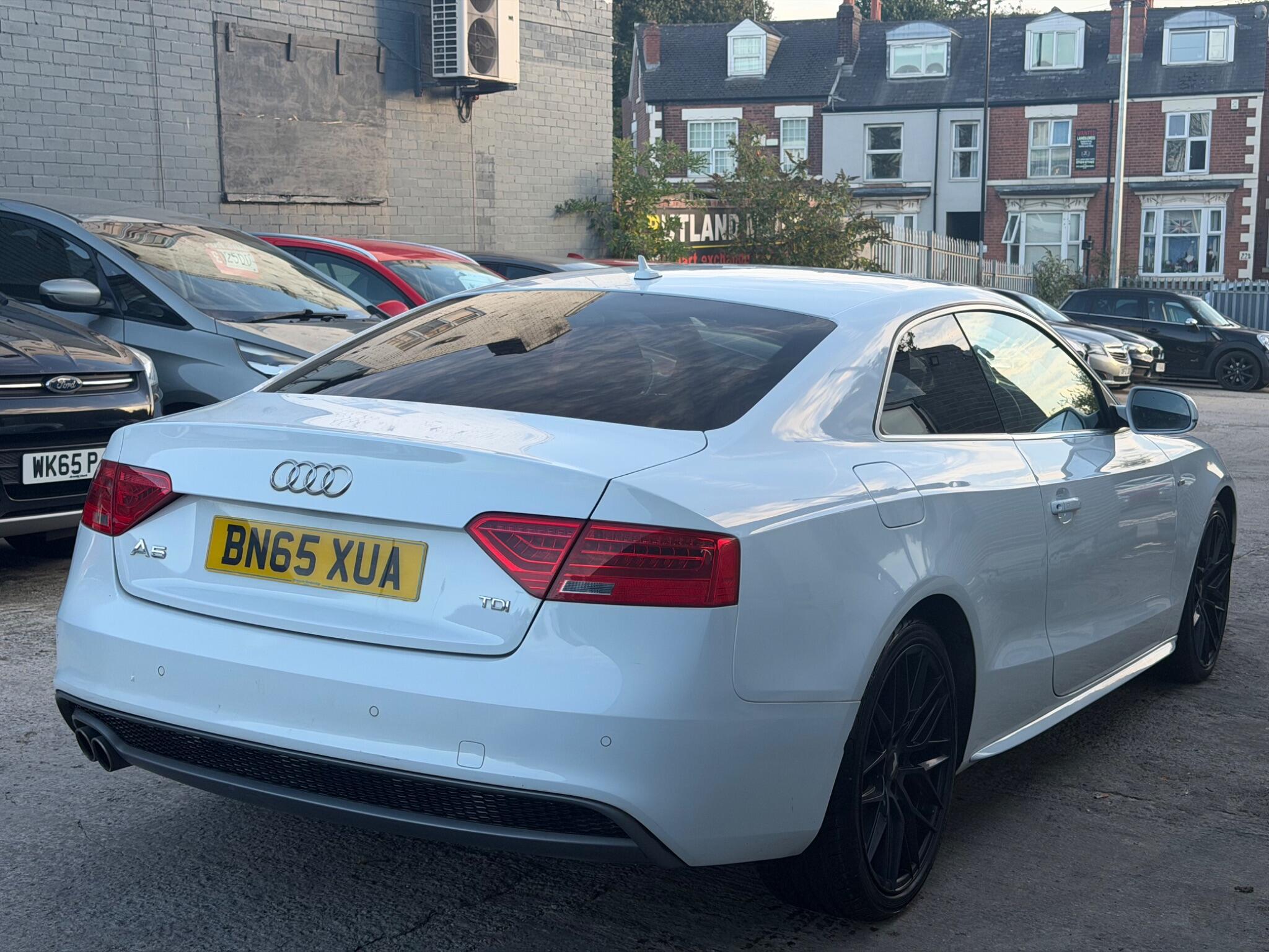 Audi A5 view 4