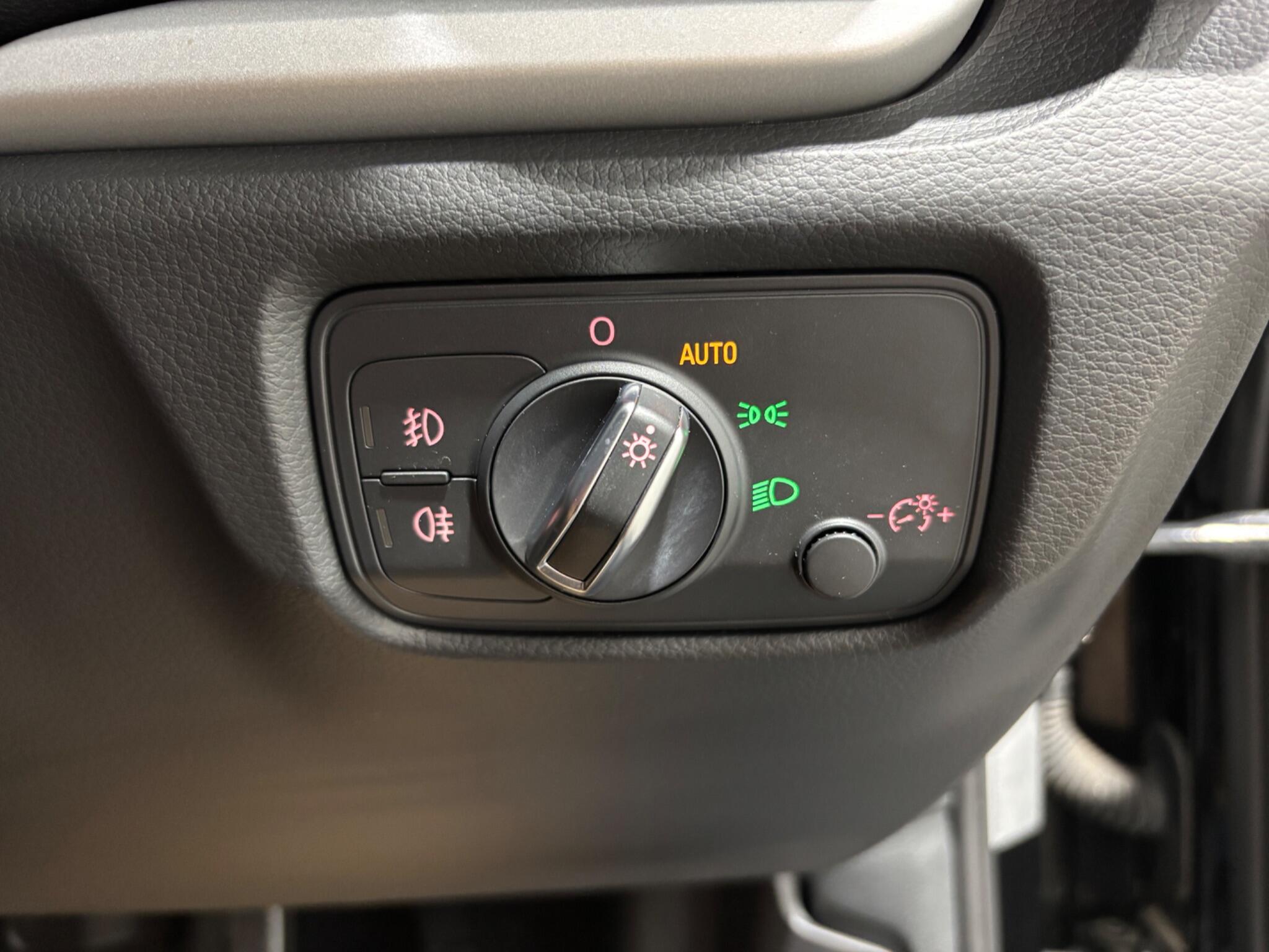 Audi A3 view 23