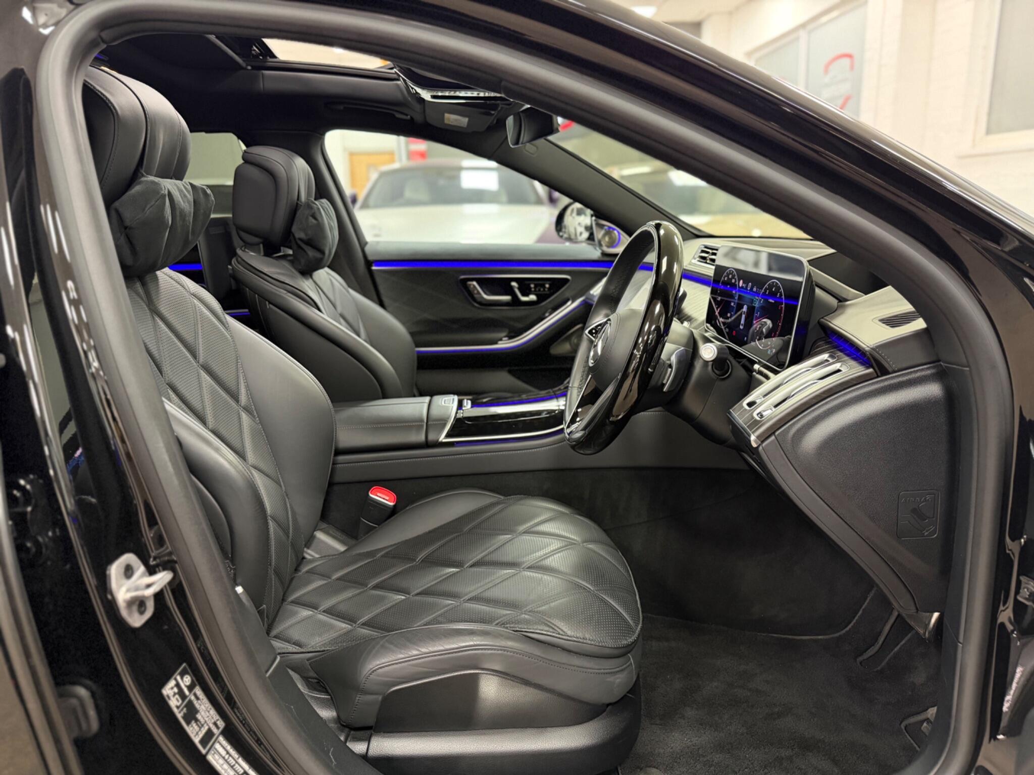 Mercedes-Benz S-Class view 14