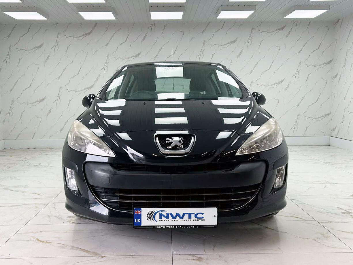 Peugeot 308 view 5
