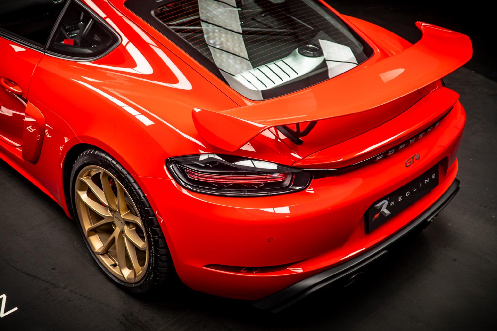Porsche Cayman view 19
