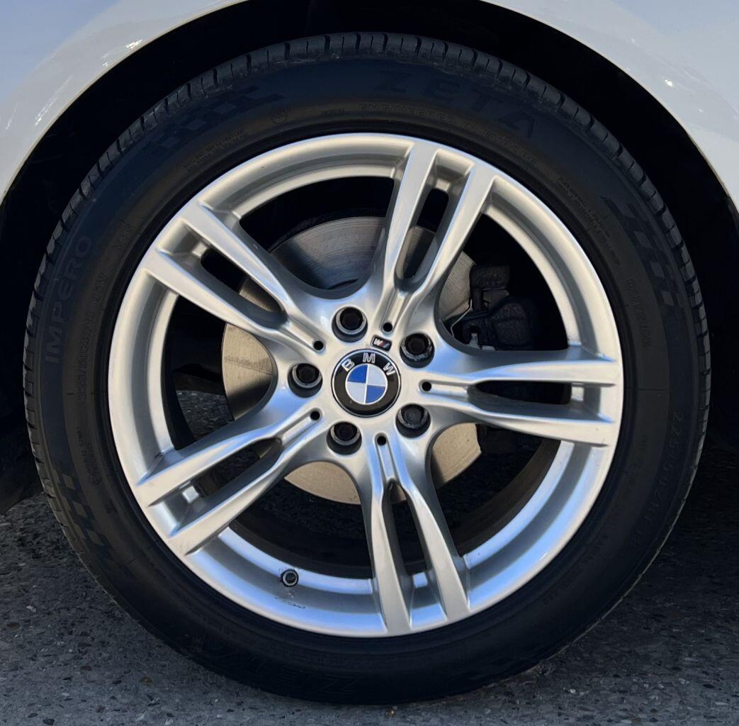 BMW 3 Series Gran Turismo view 13