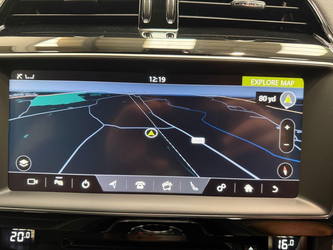 Jaguar F-Pace view 44