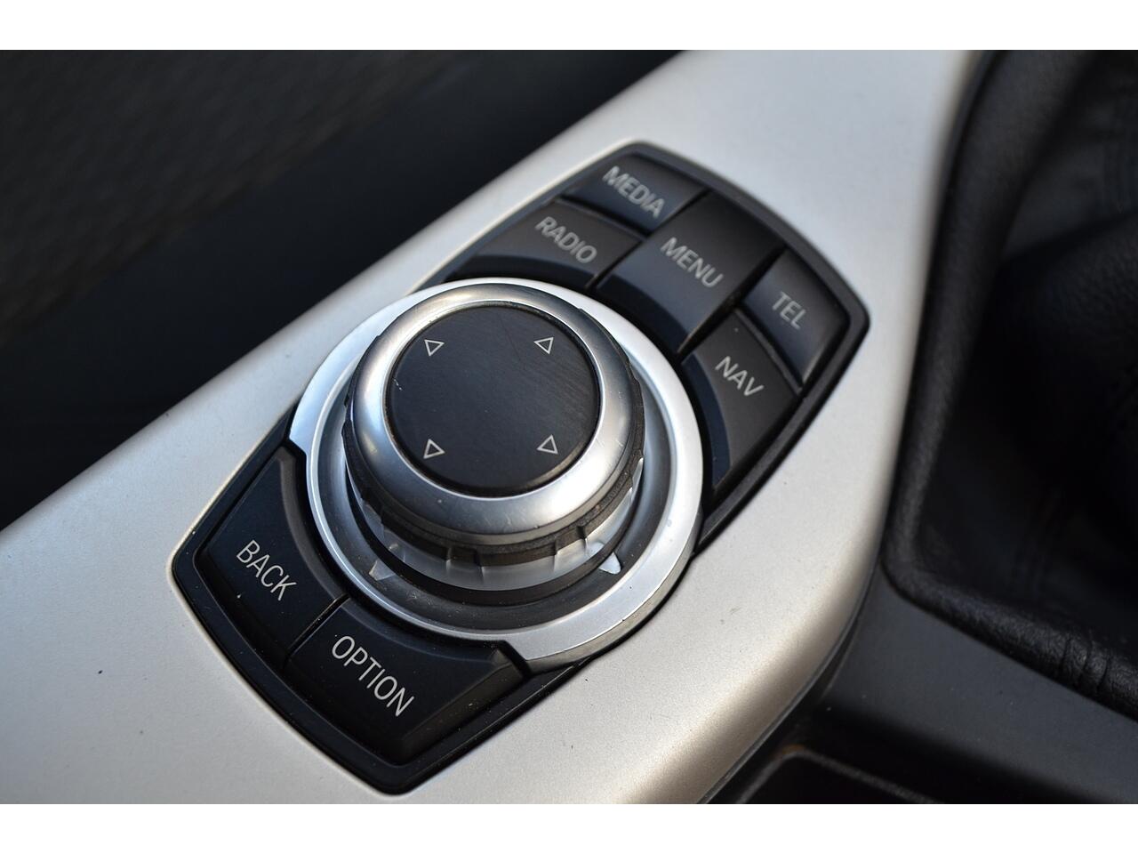 BMW 1 Series view 33
