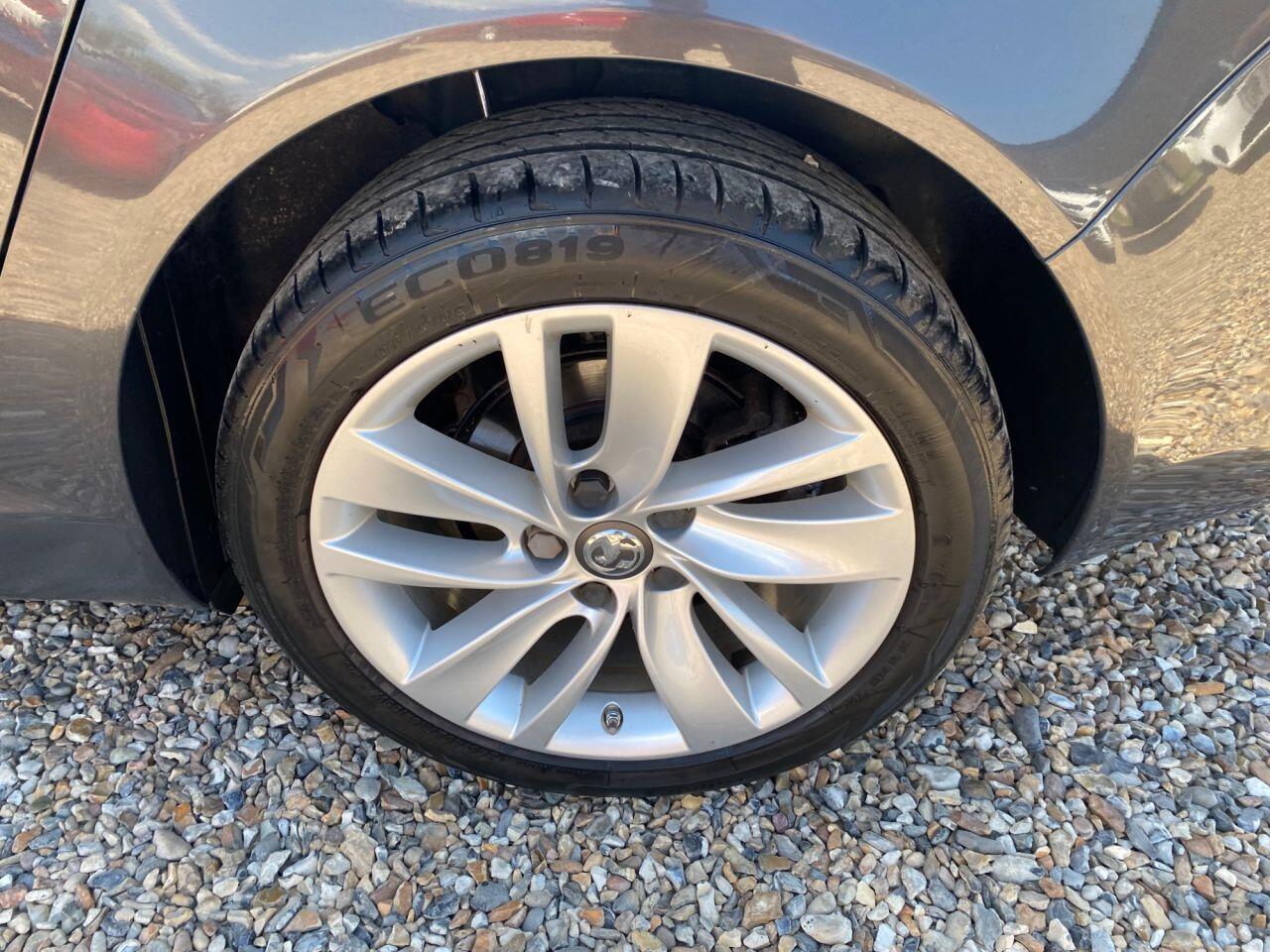Vauxhall Insignia view 33