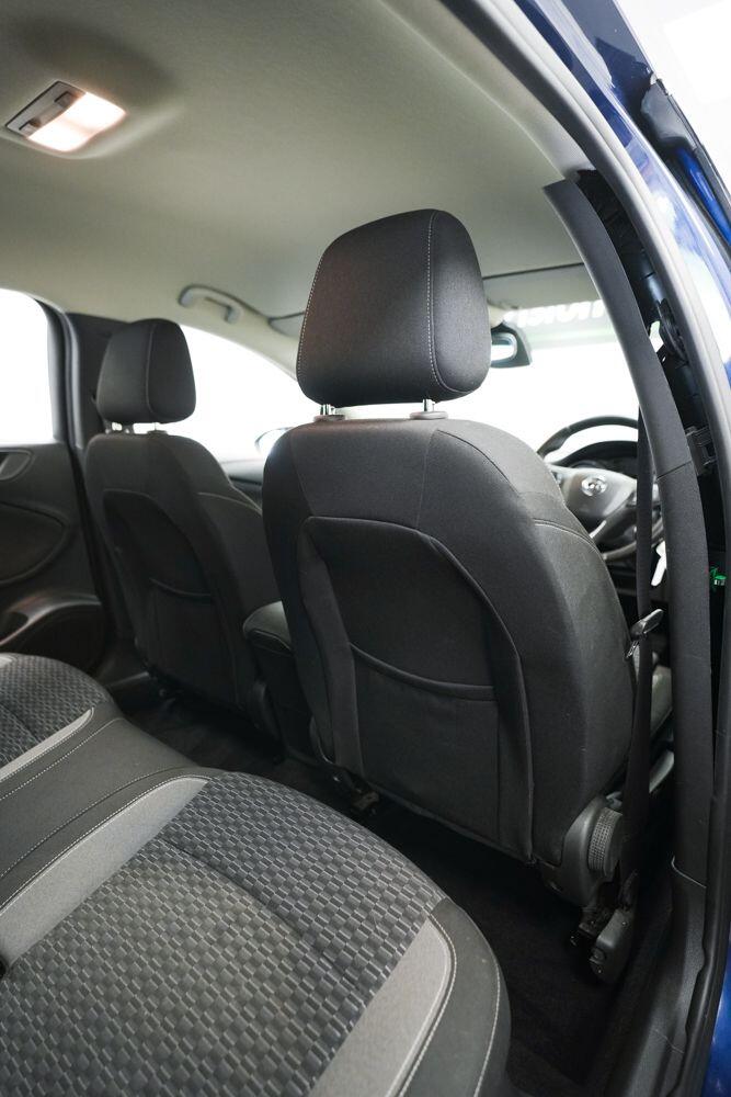 Vauxhall Astra view 16