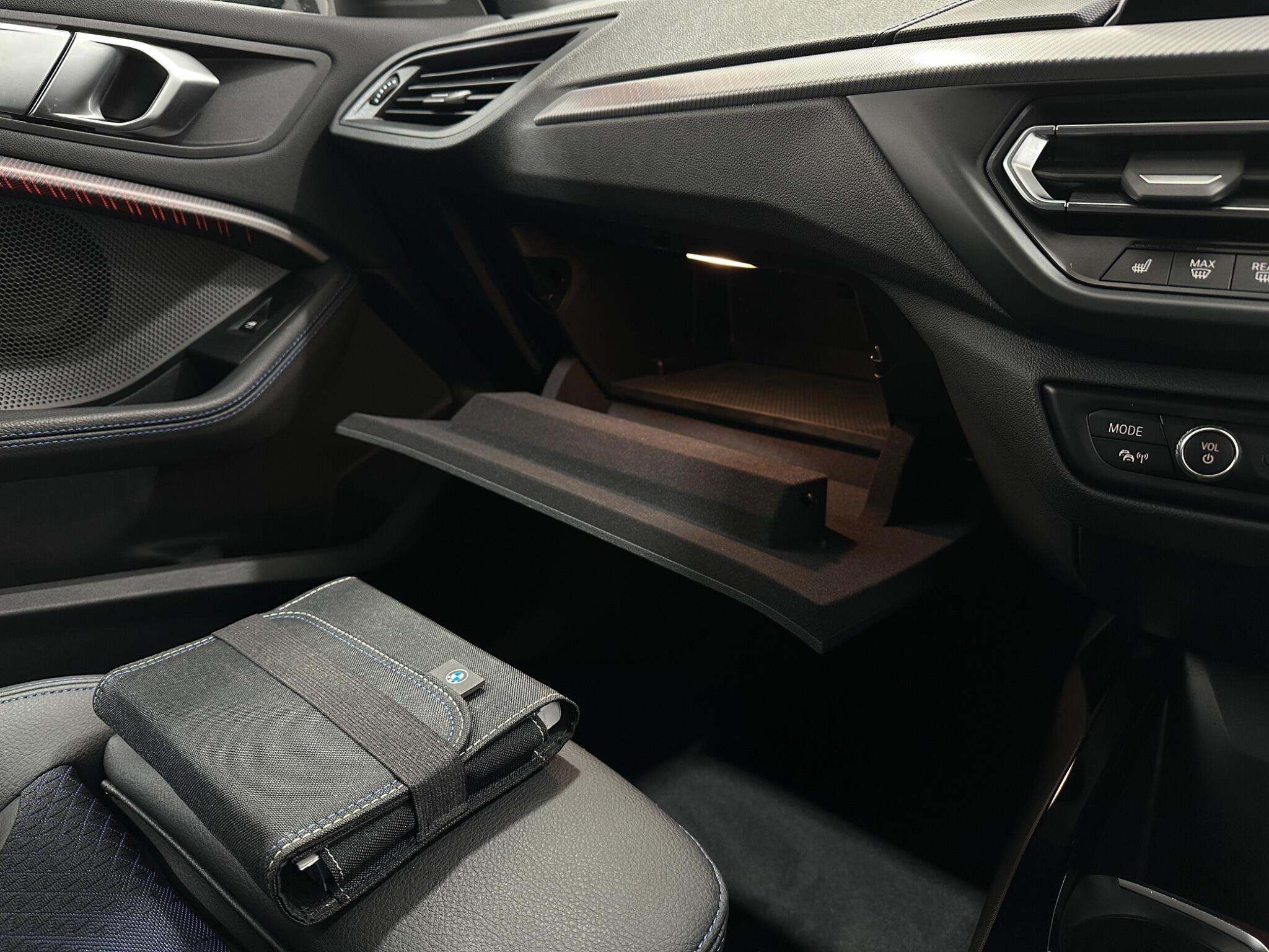 BMW 1 Series view 28