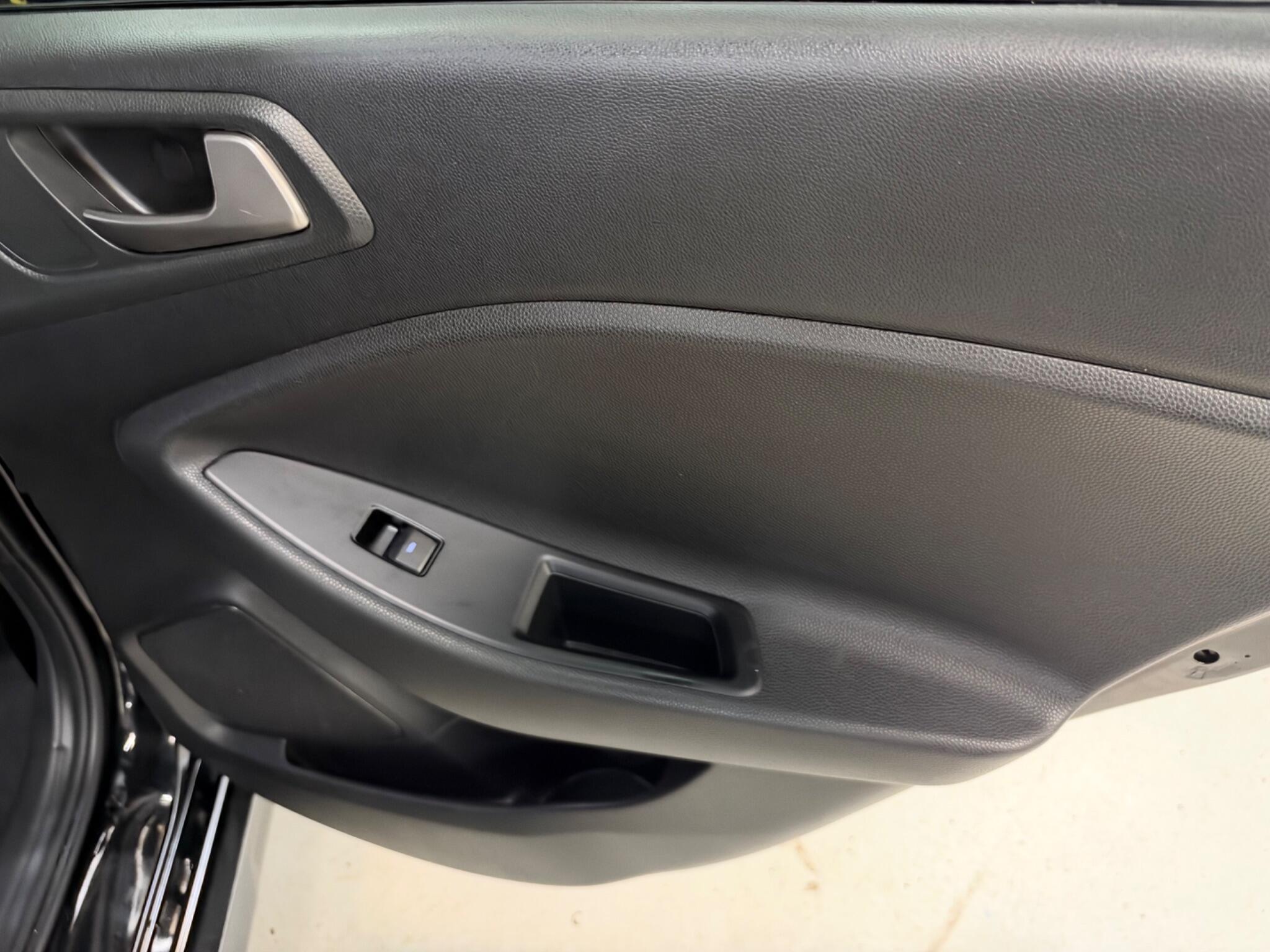 Hyundai I20 view 26