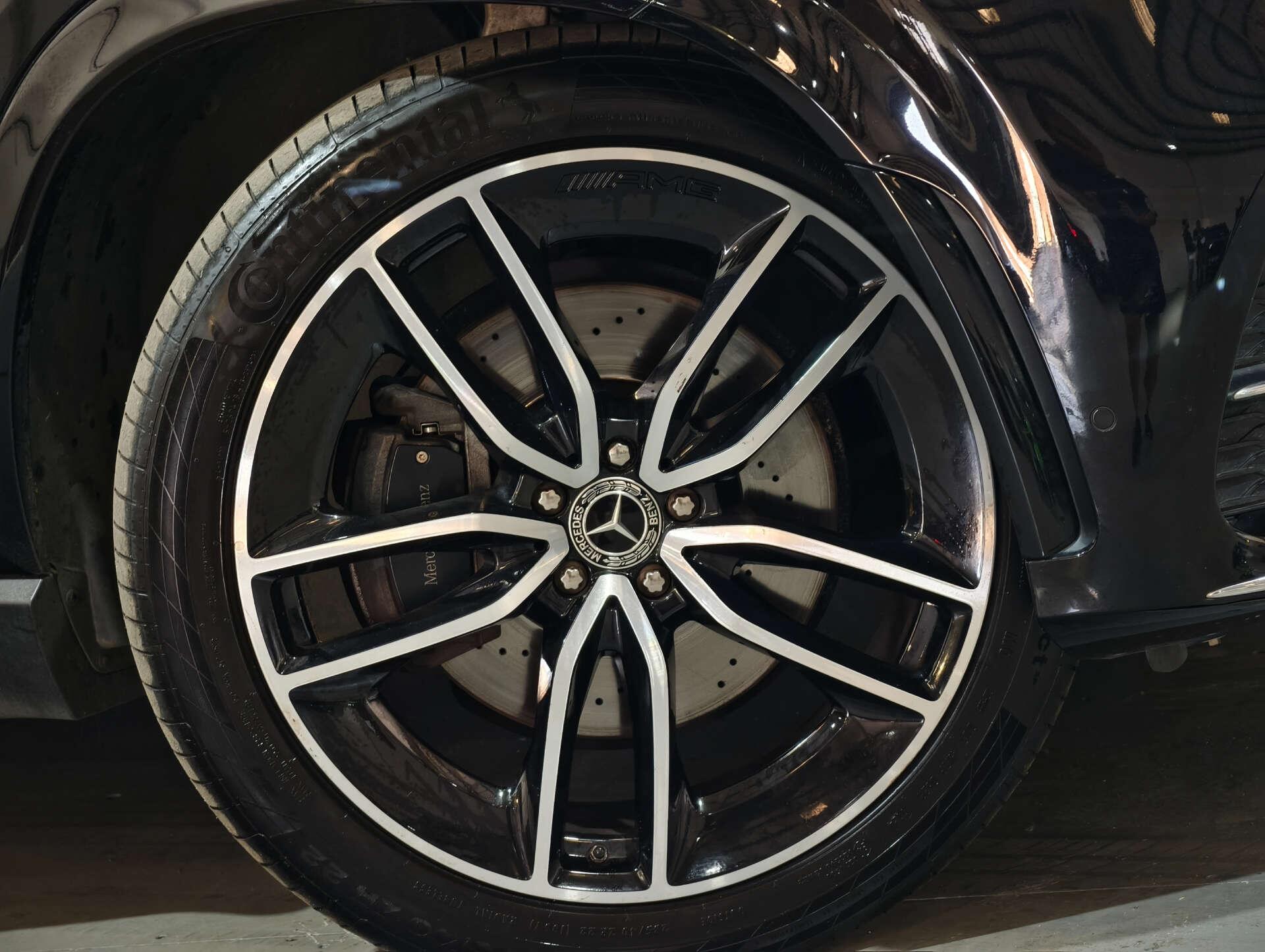 Mercedes-Benz Gle view 4