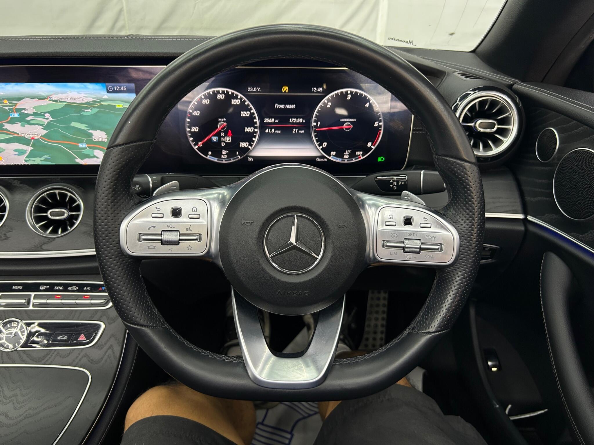 Mercedes-Benz E Class view 48