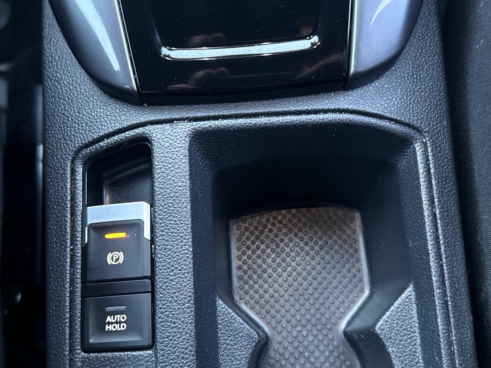 Volkswagen T-Roc view 20