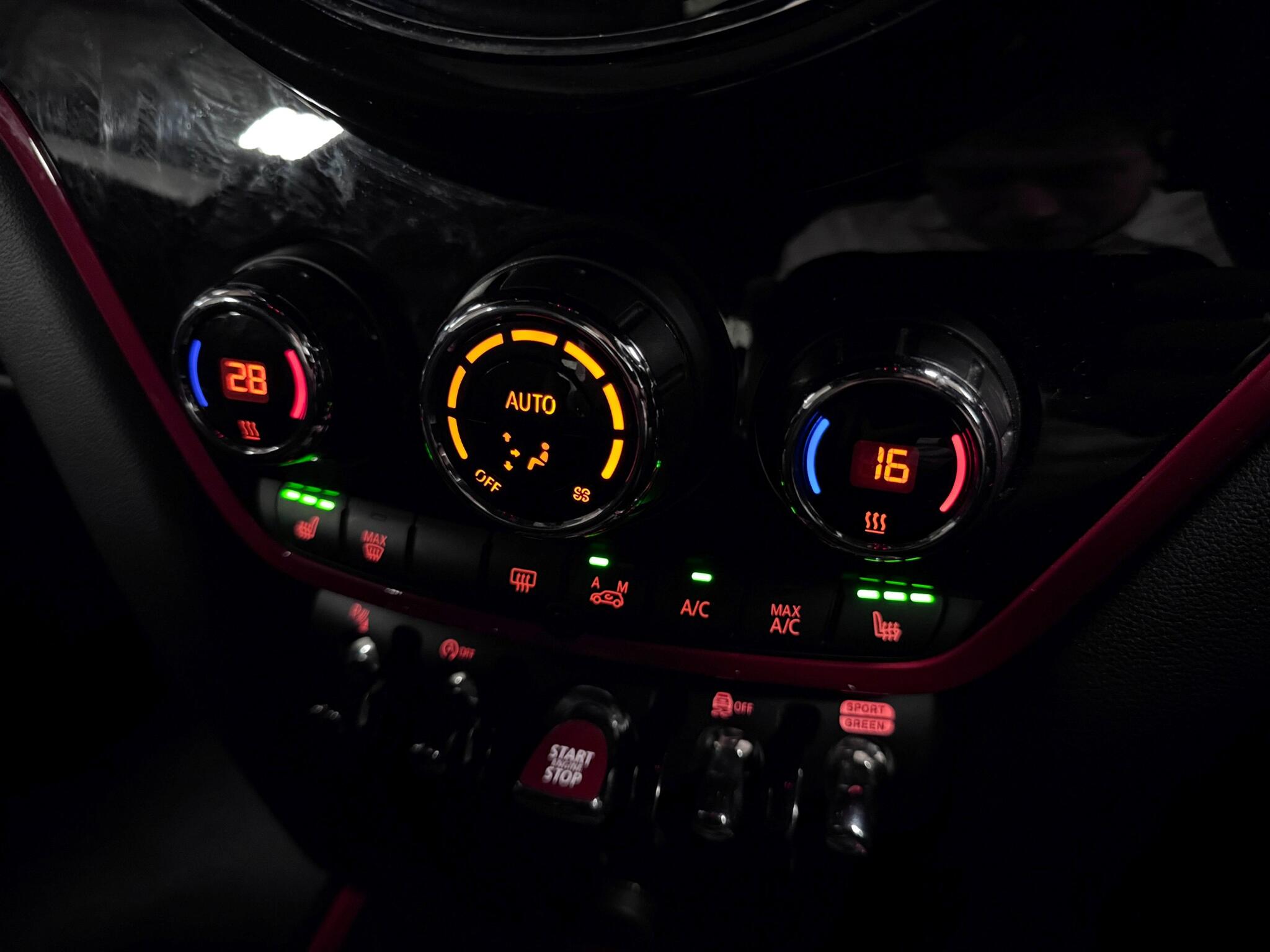 Mini Countryman view 38