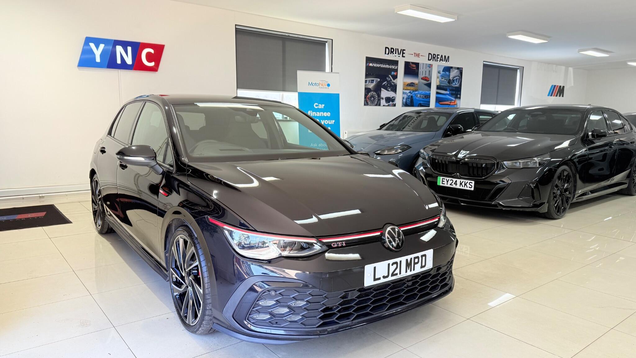 Volkswagen Golf view 74