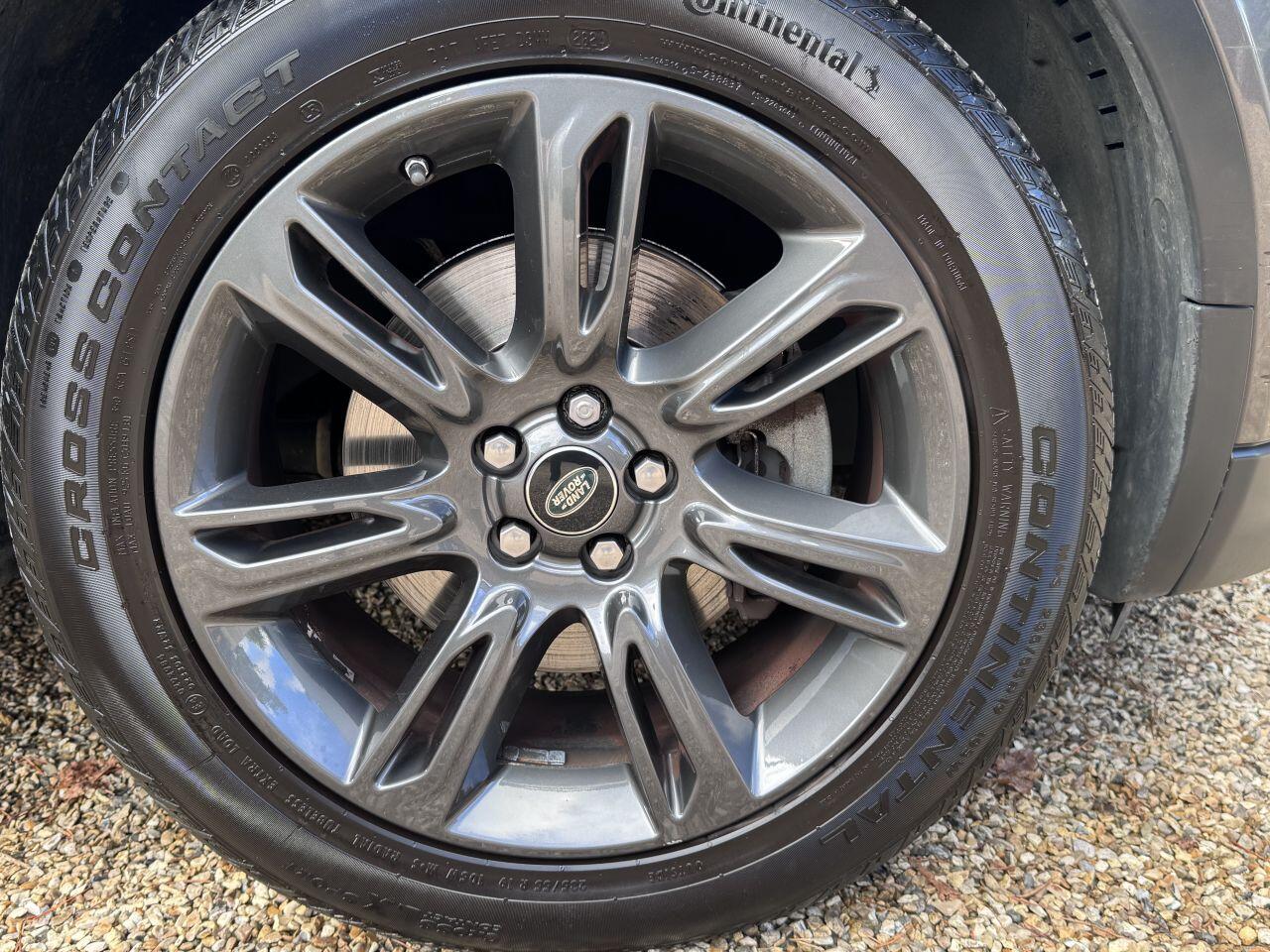 Land Rover Range Rover Evoque view 9