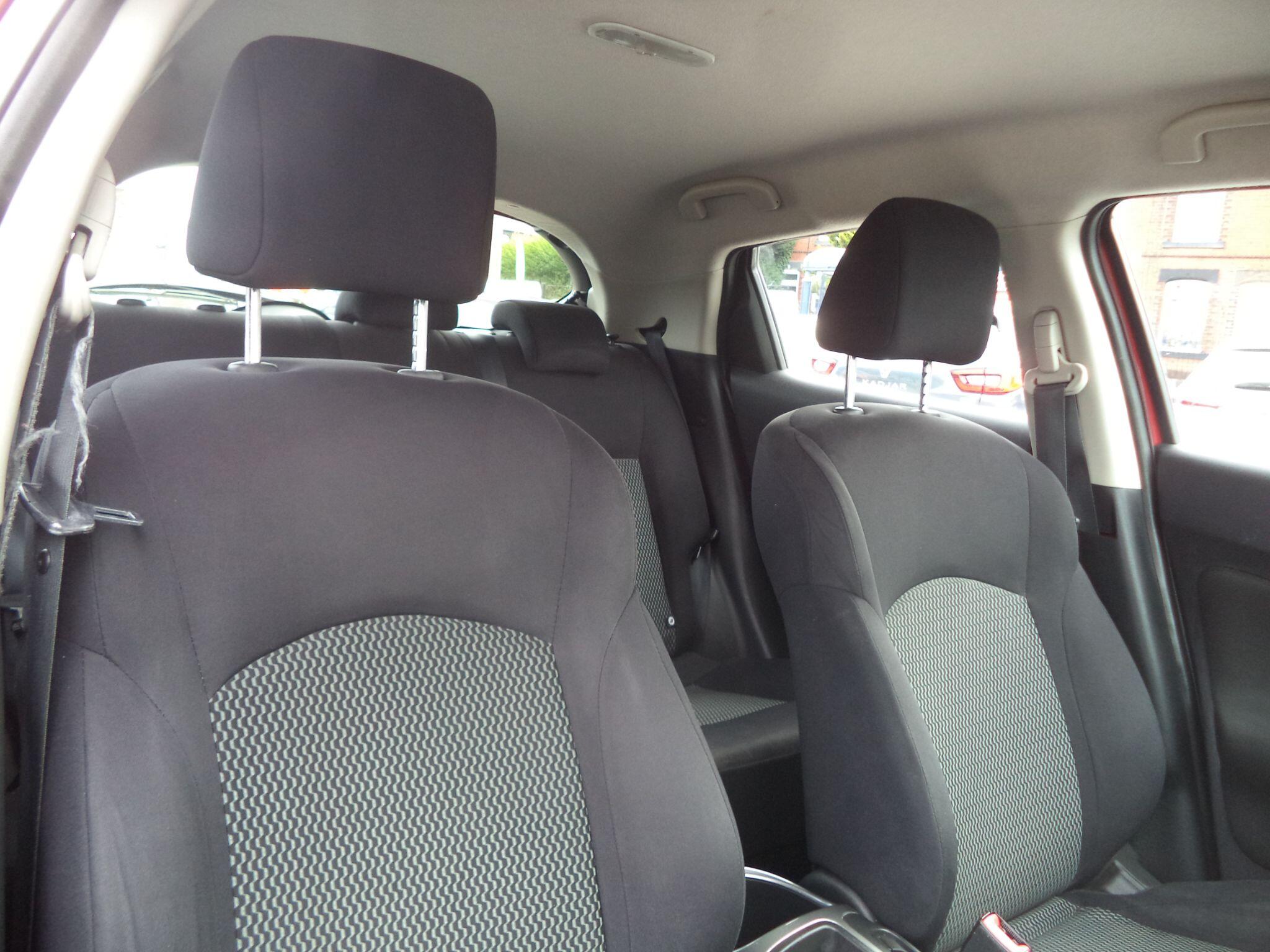 Nissan Juke view 29