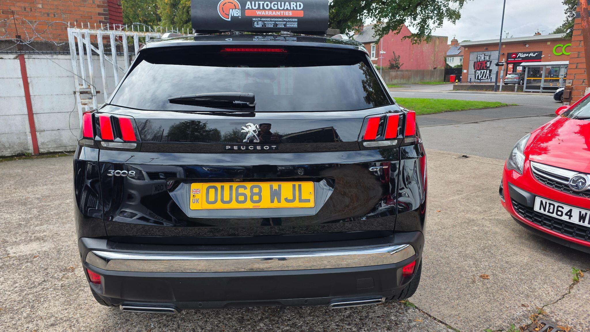 Peugeot 3008 view 7