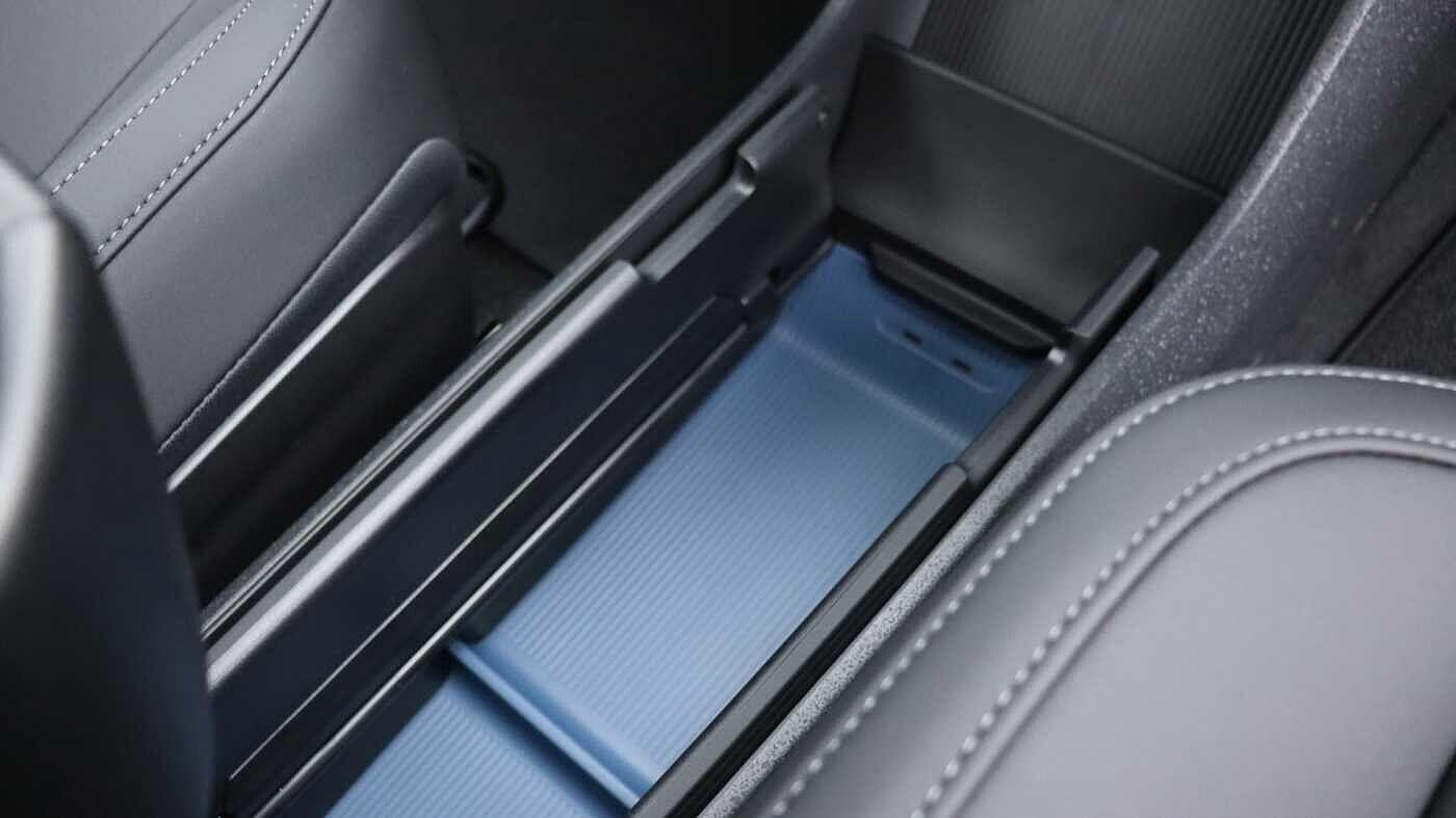 Volvo Ex30 view 45