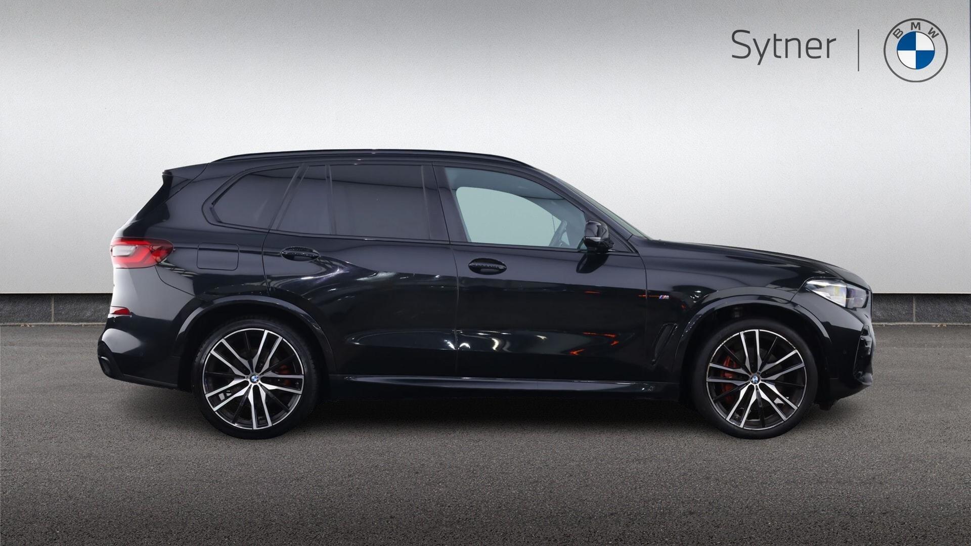 BMW X5 view 3