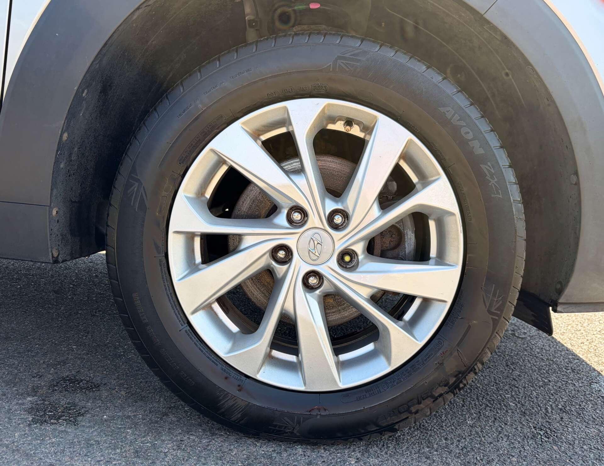 Hyundai Tucson view 13