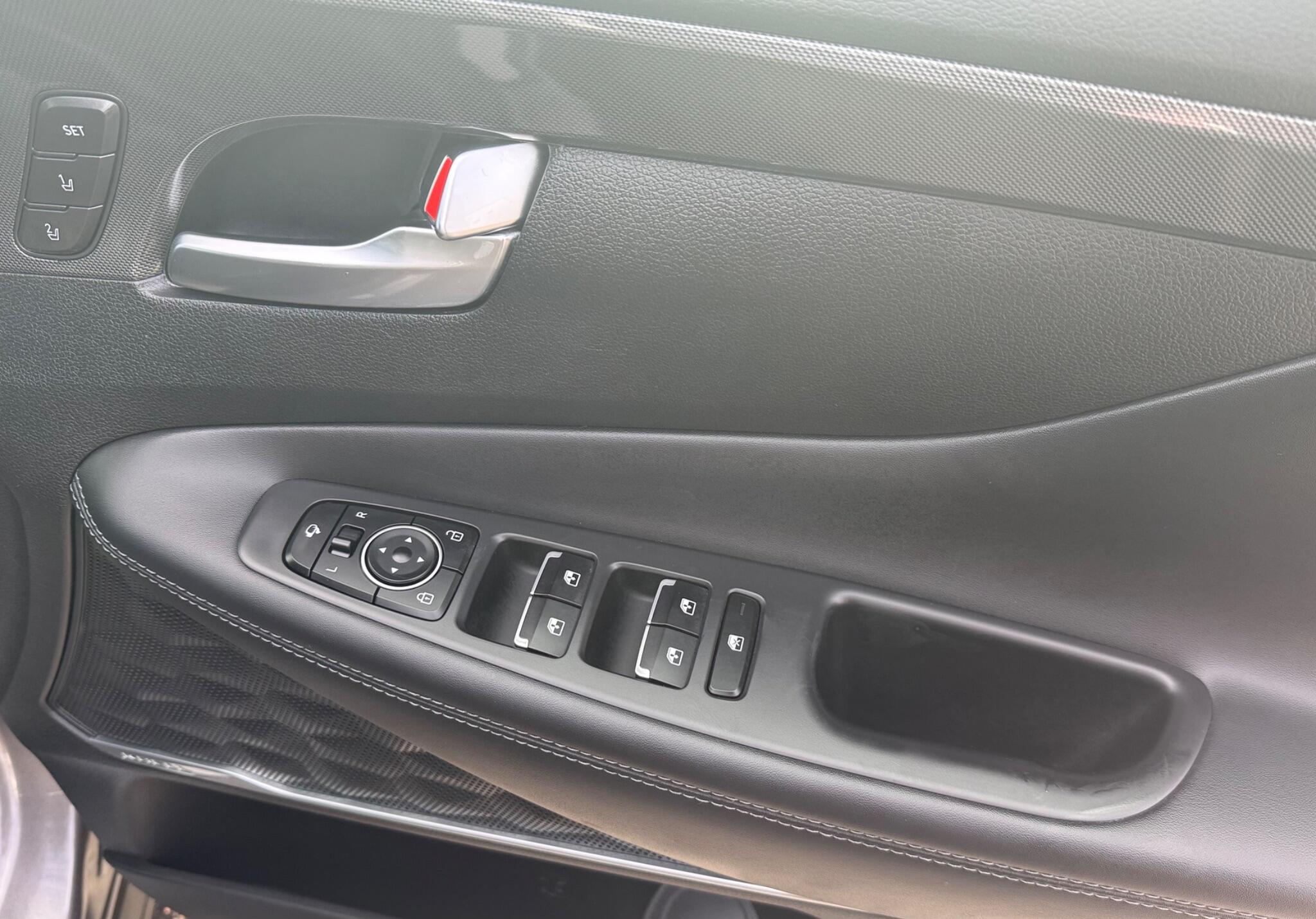 Hyundai Santa Fe view 13