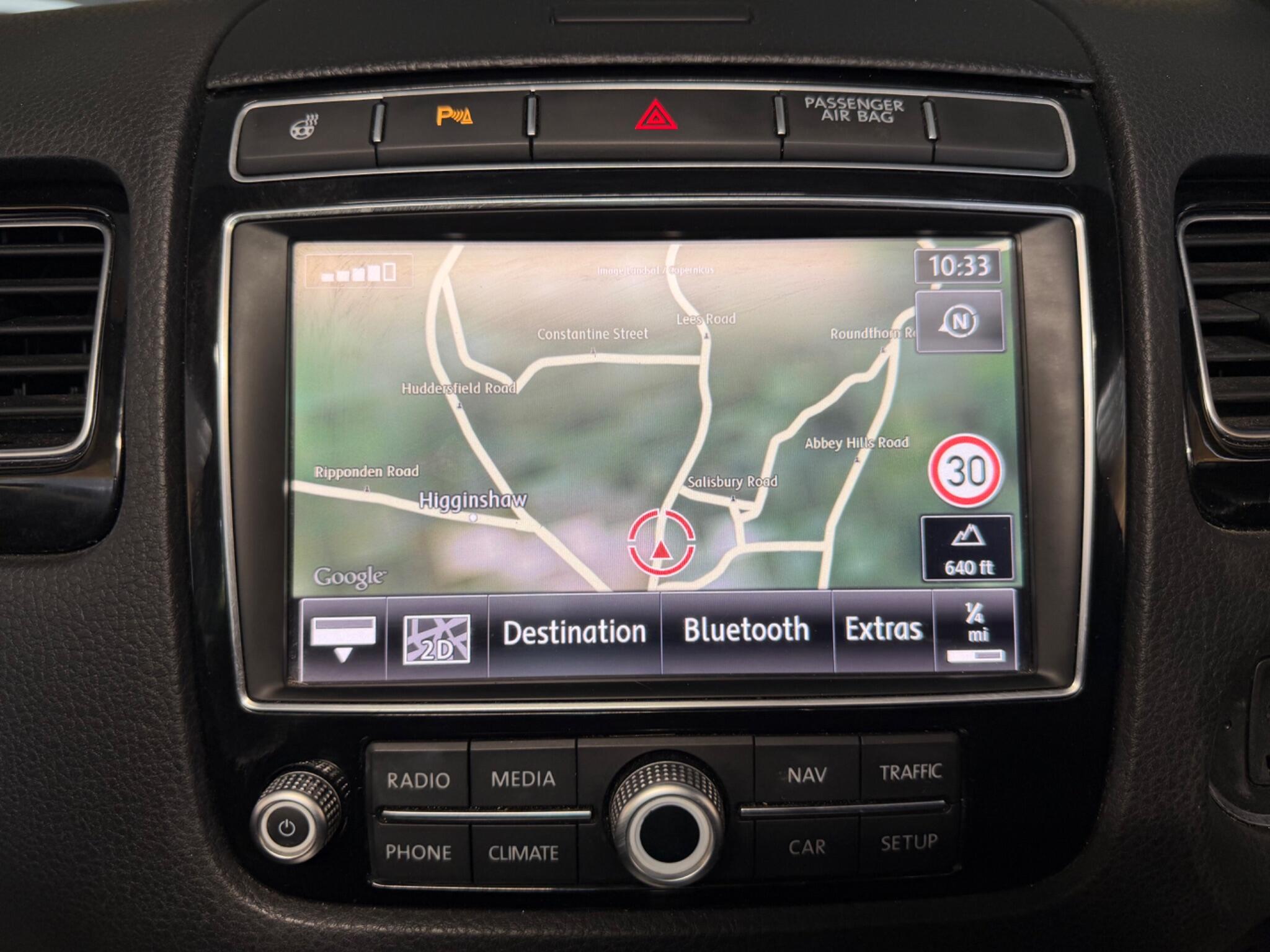 Volkswagen Touareg view 39
