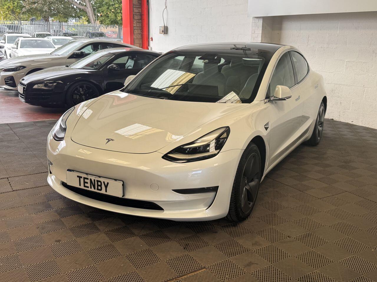Tesla Model 3 view 5