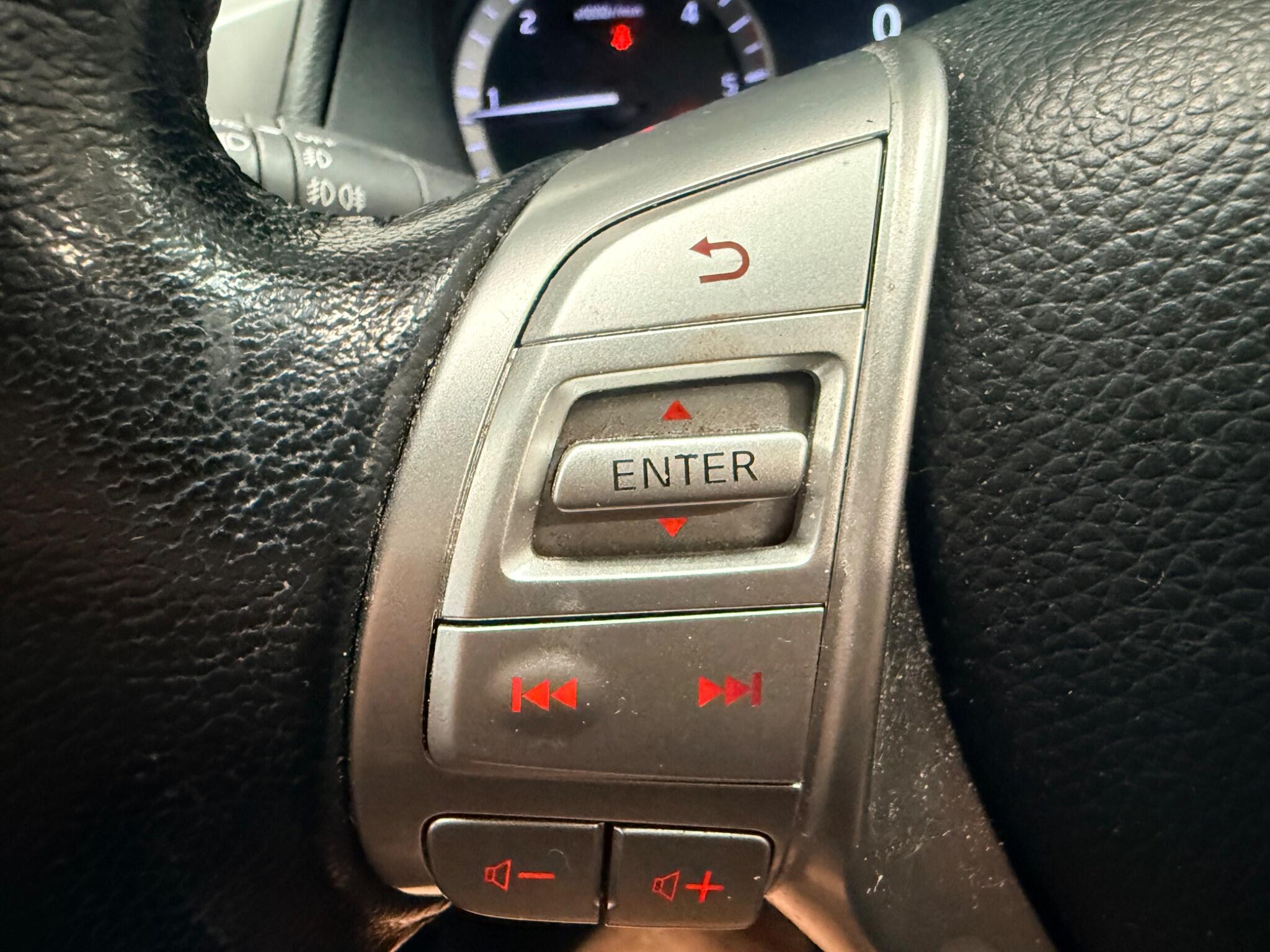 Nissan Navara view 30