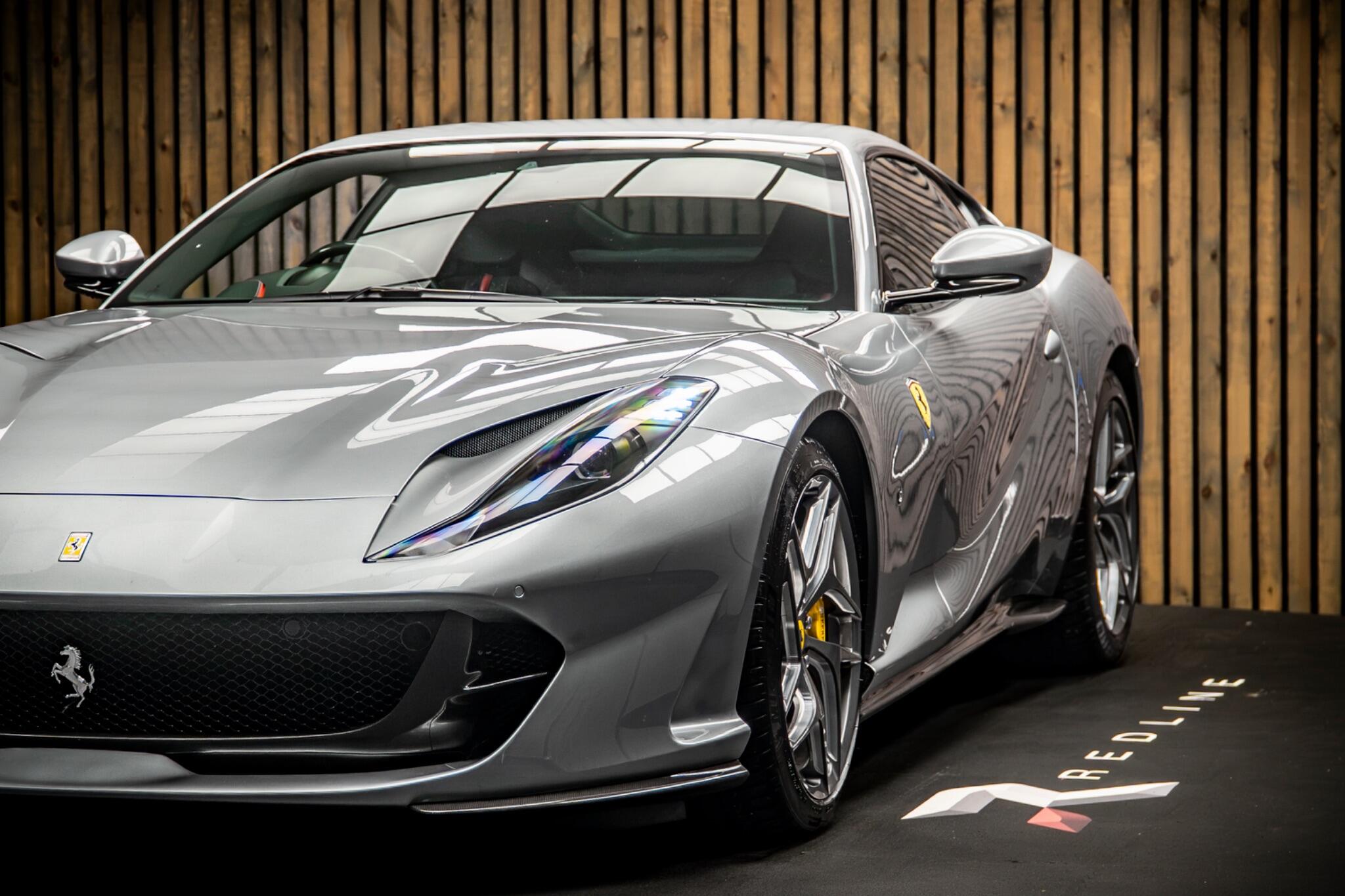 Ferrari 812 view 12