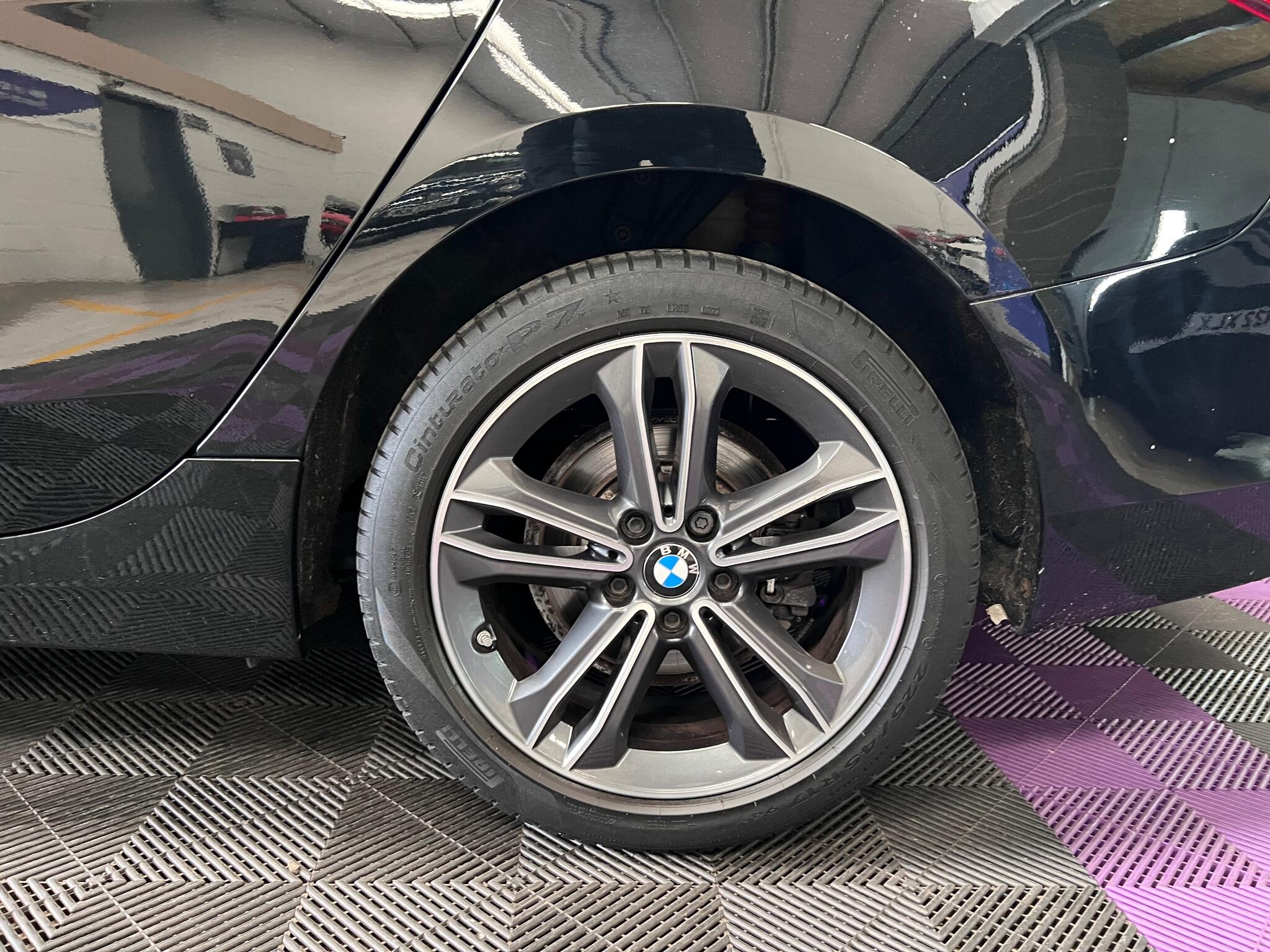 BMW 2 Series view 41