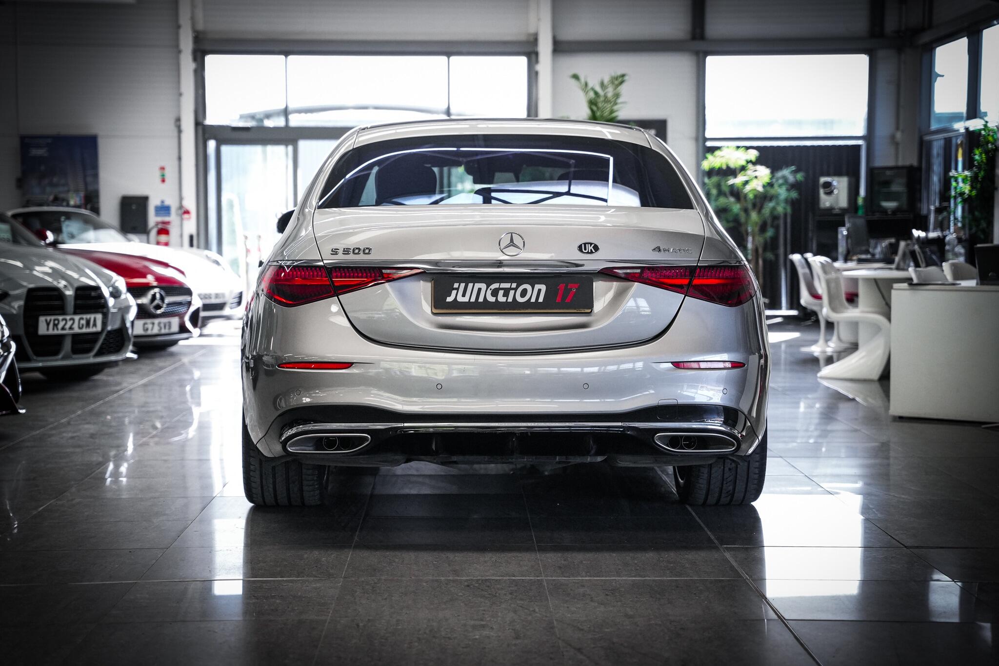 Mercedes-Benz S-Class view 14