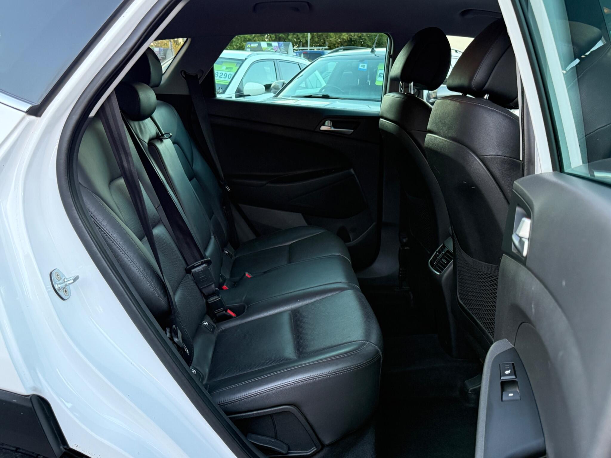 Hyundai TUCSON - Image 35