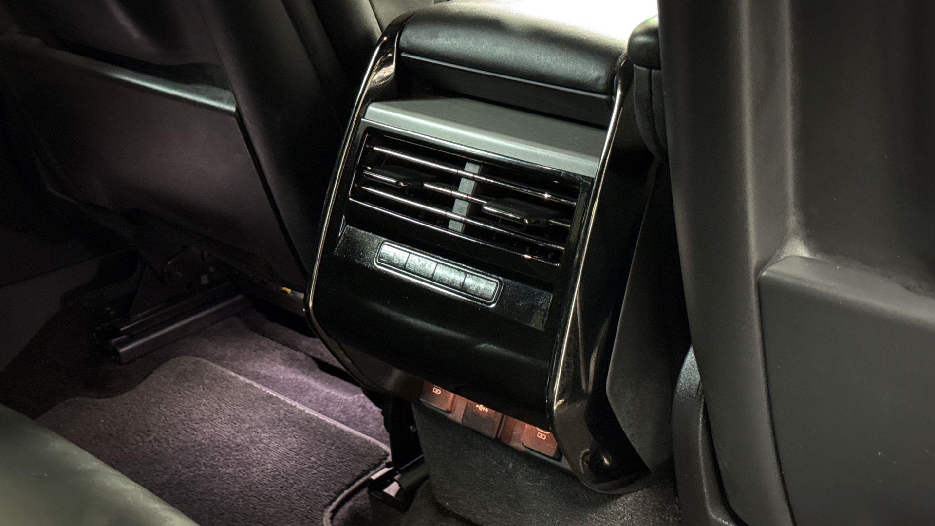 Land Rover Range Rover Sport view 18