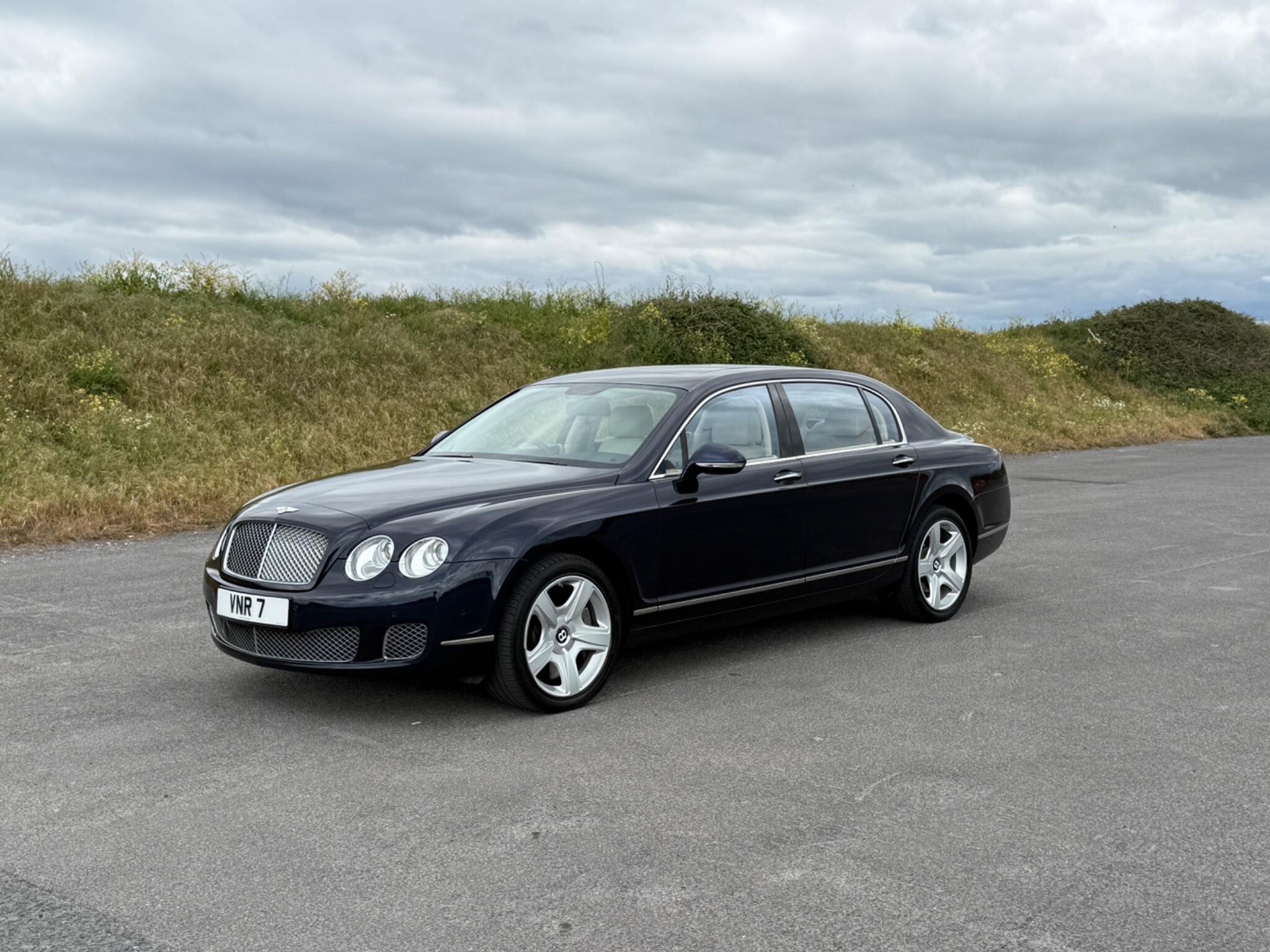 Bentley Continental view 95