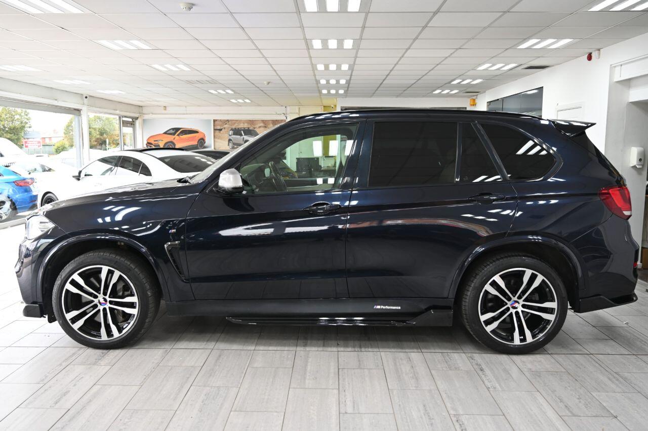 BMW X5 view 4