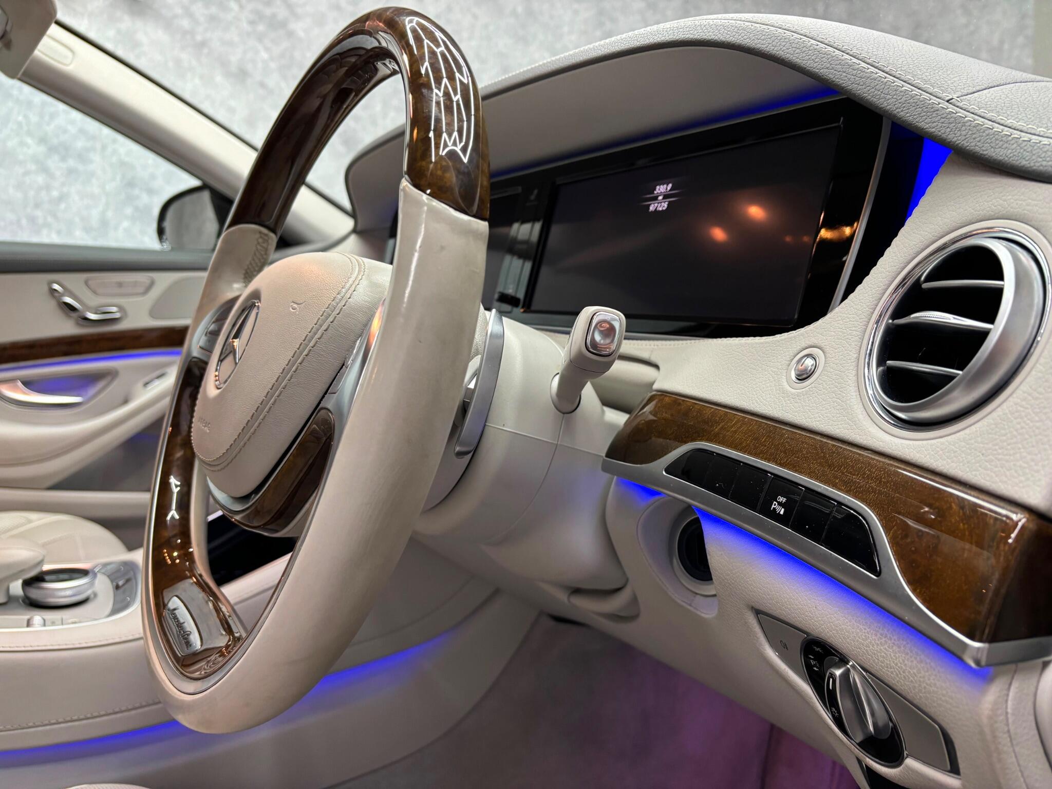 Mercedes-Benz S Class view 10