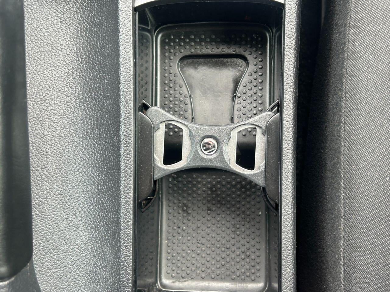 Volkswagen Golf view 22