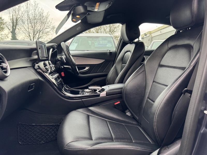 Mercedes-Benz C Class view 18