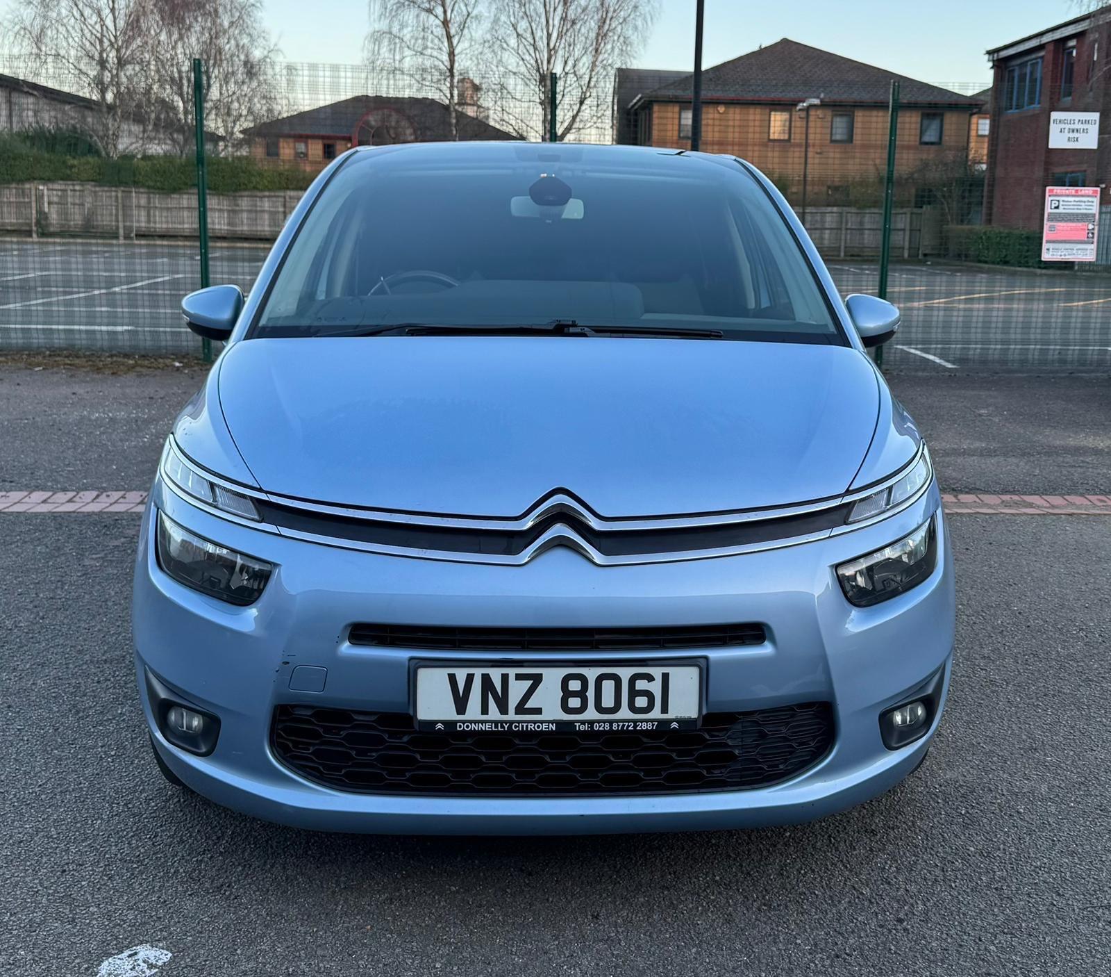 Citroen Grand C4 Picasso view 19
