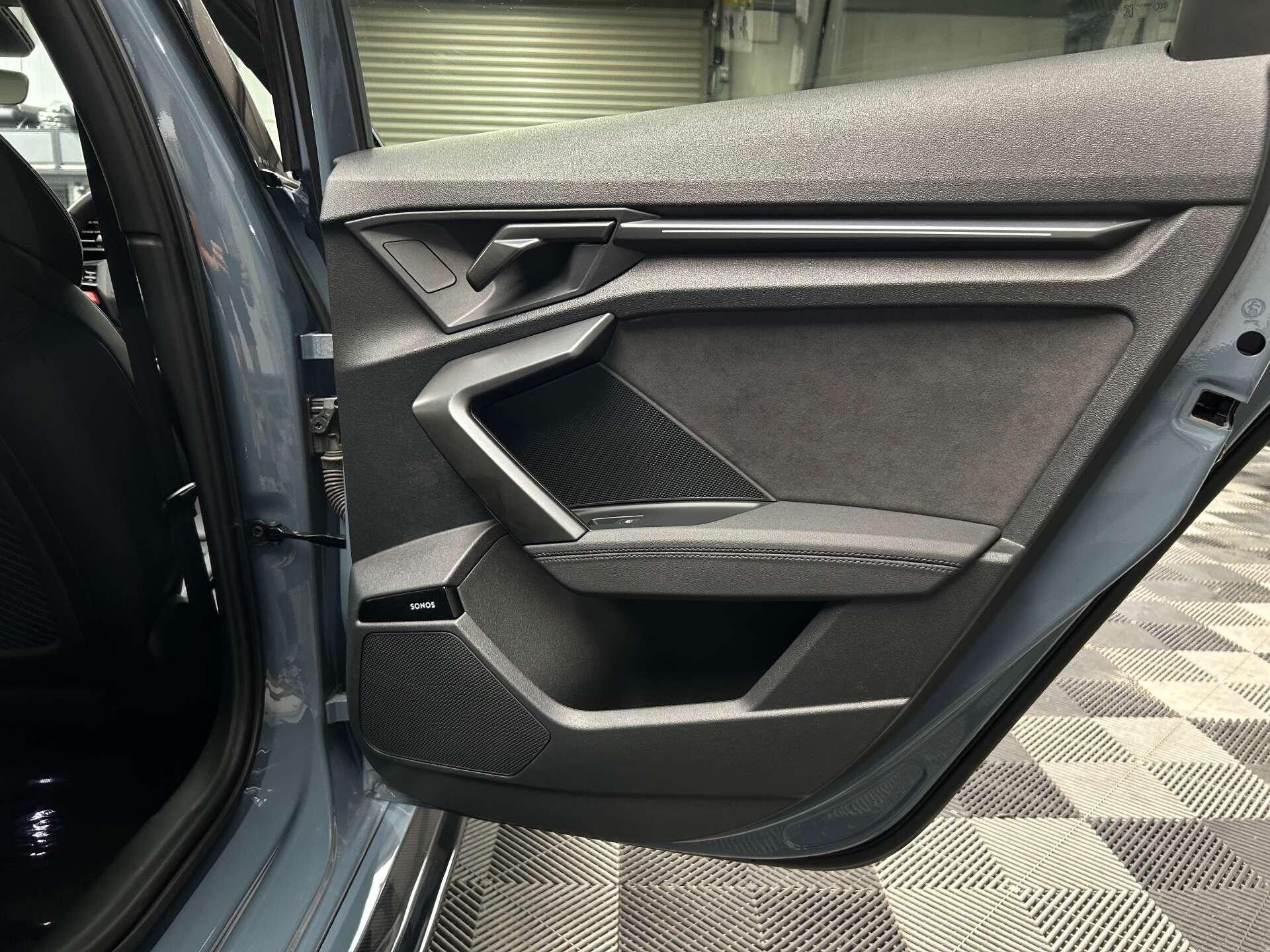 Audi RS3 view 33
