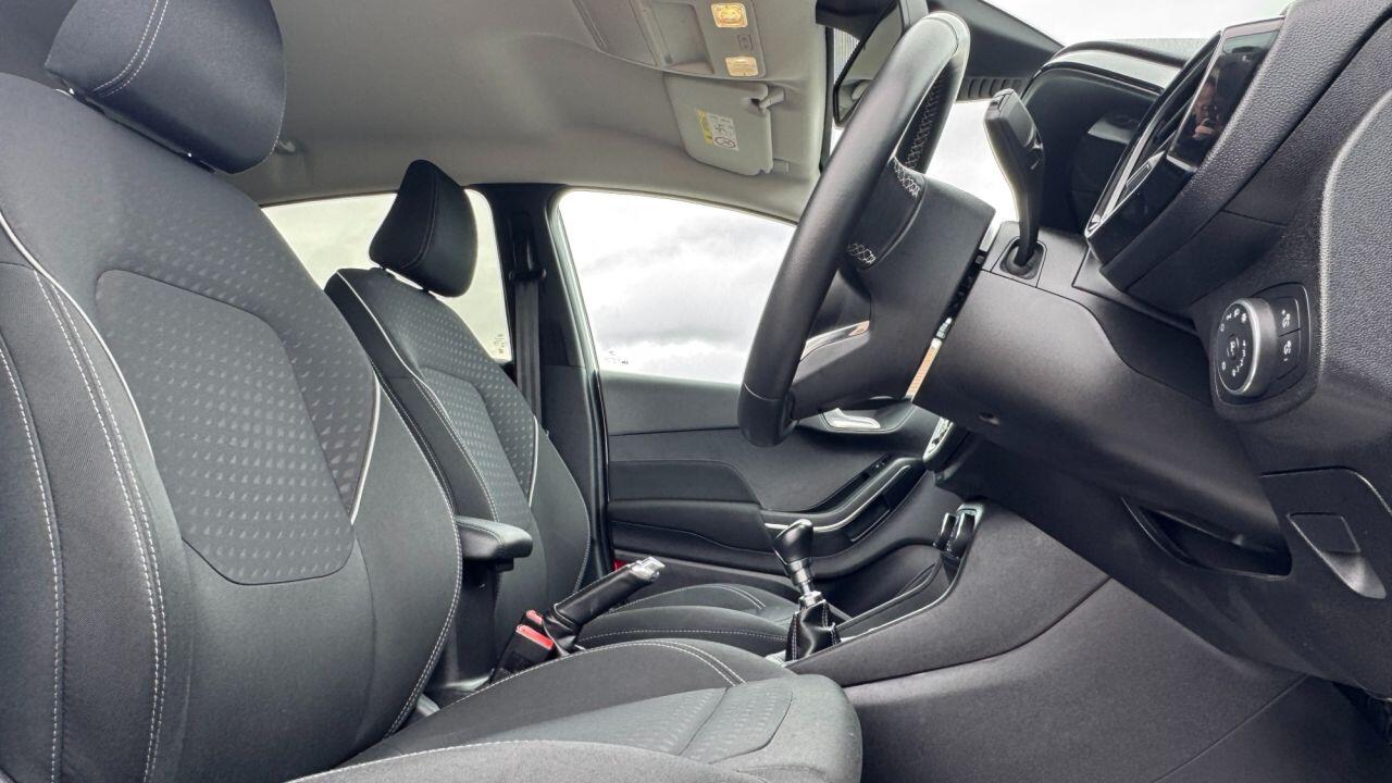 Ford Fiesta view 11