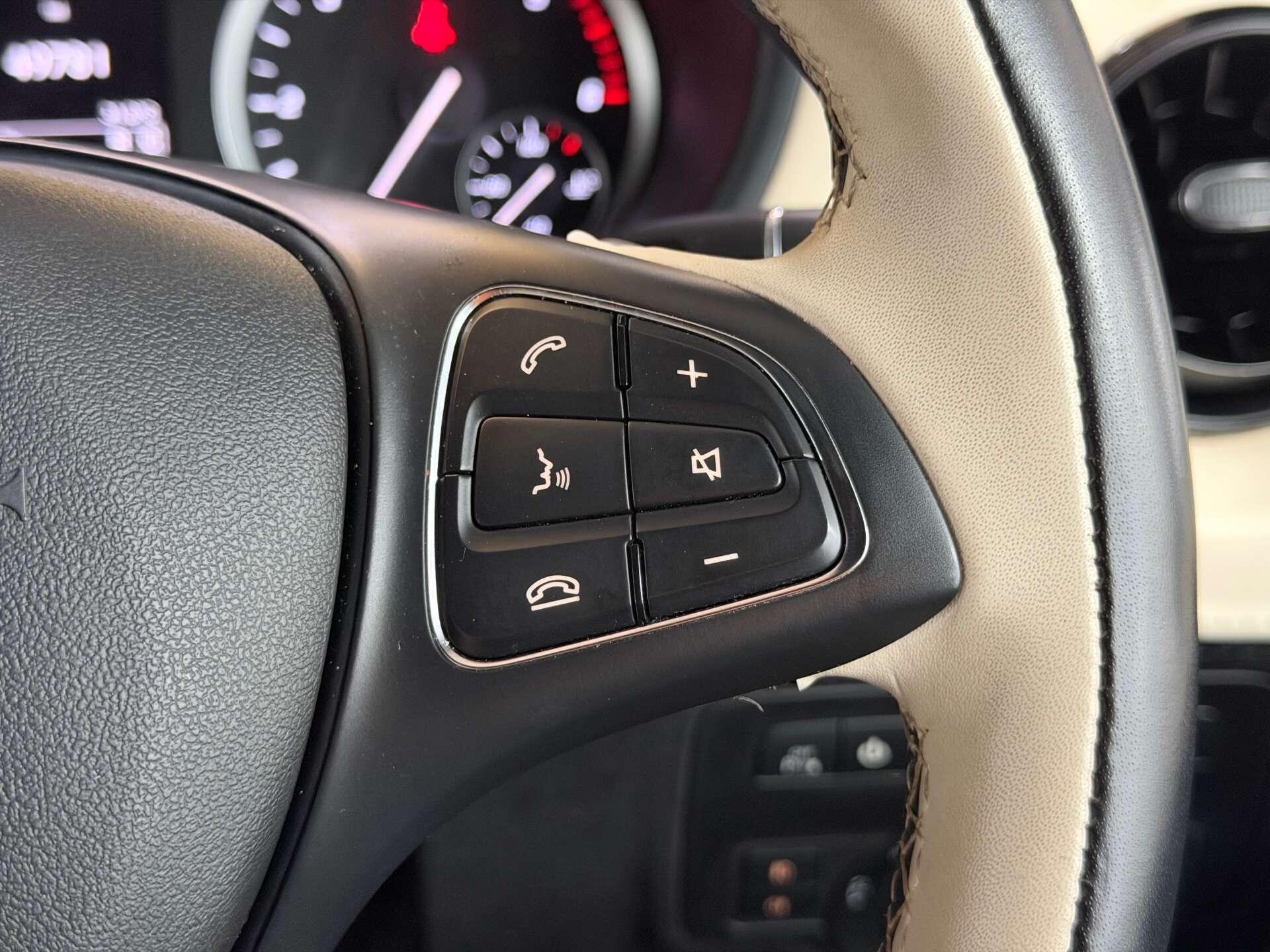 Mercedes-Benz Vito view 26