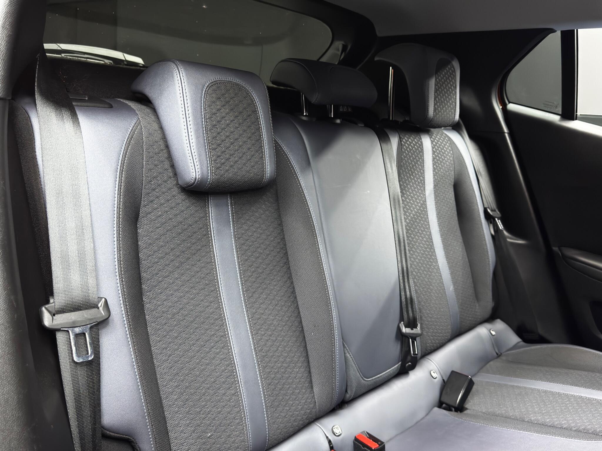 Peugeot 2008 view 15