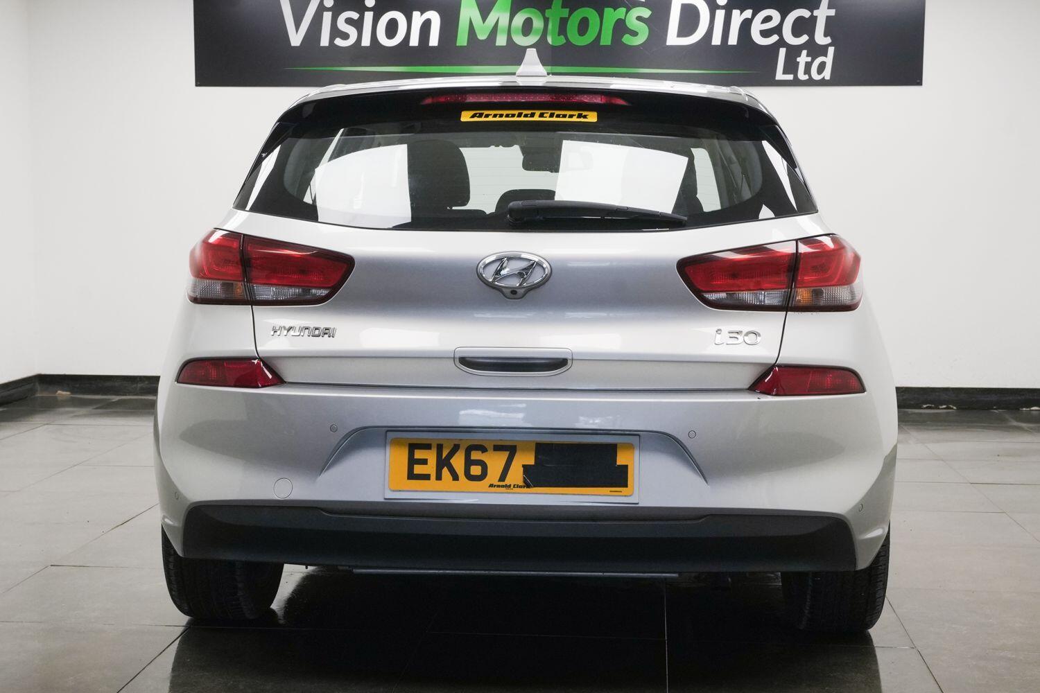 Hyundai I30 view 2