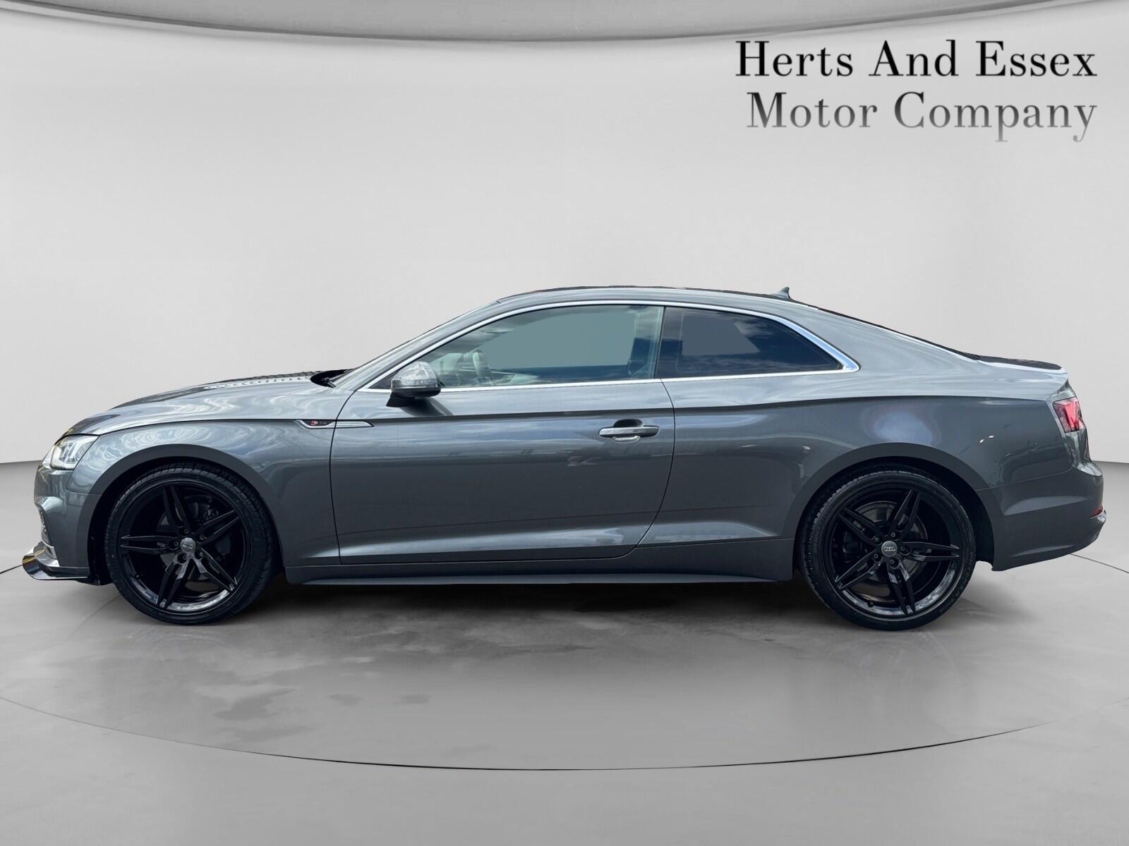 Audi A5 view 6