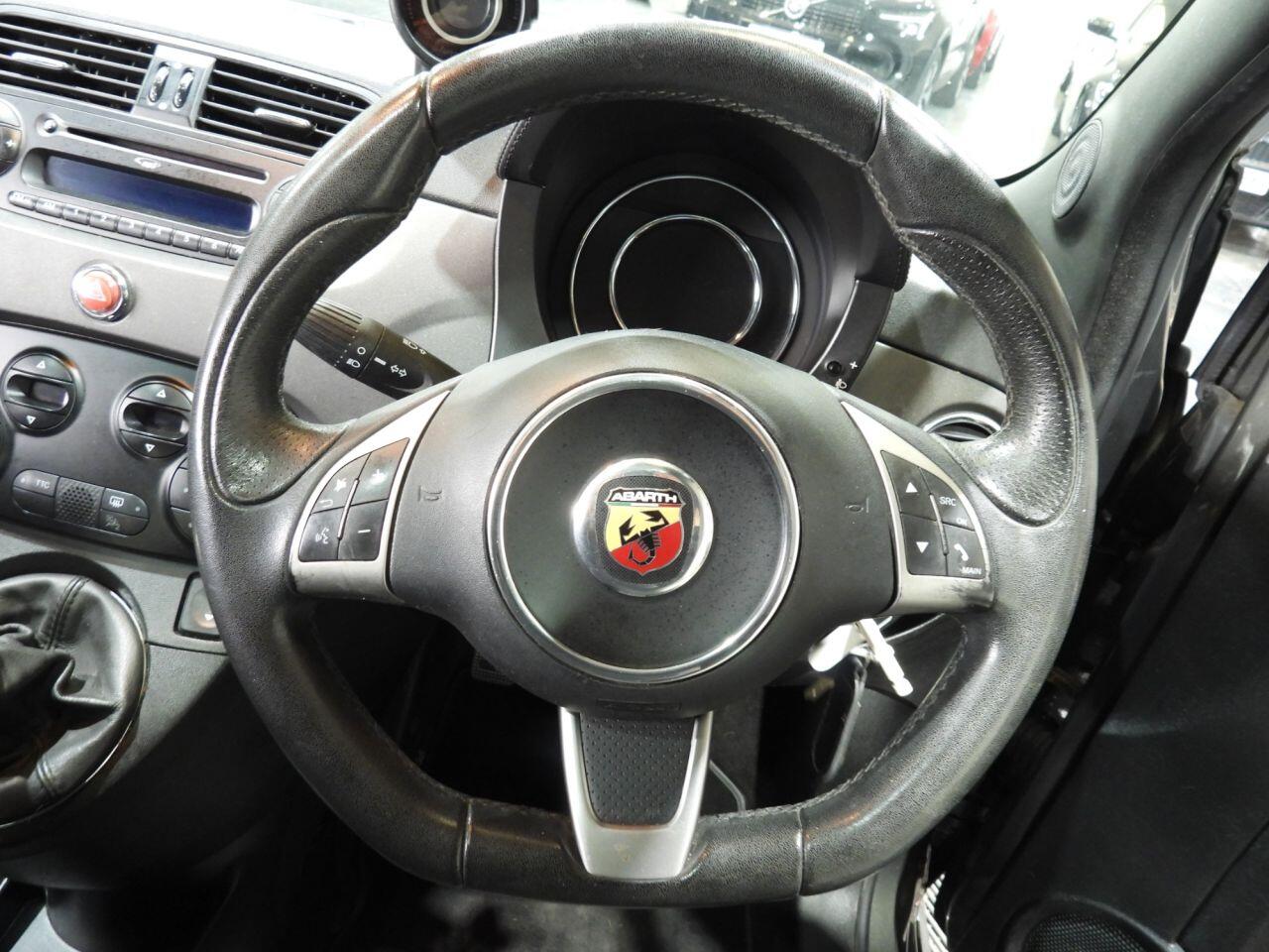 Abarth 595 view 21